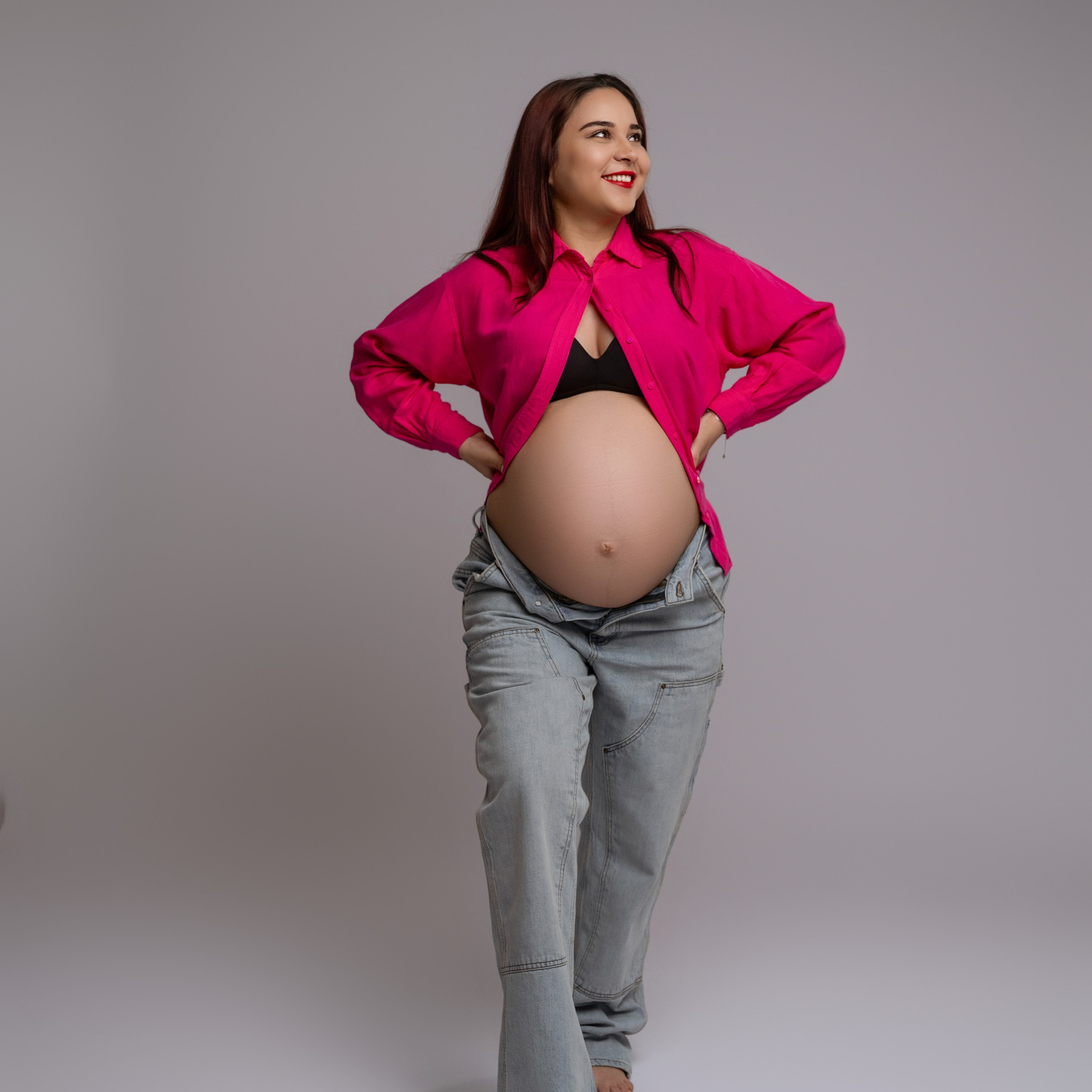Fotograf Maternitate Andreea Catana. Https://andreeacatana.ro/
