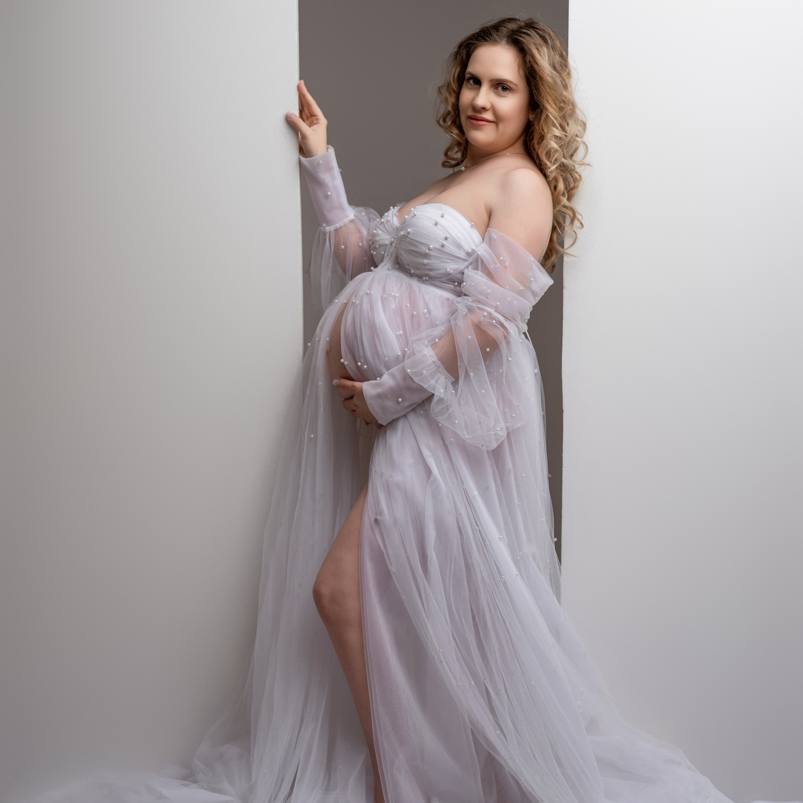 Fotograf Maternitate Andreea Catana. Https://andreeacatana.ro/