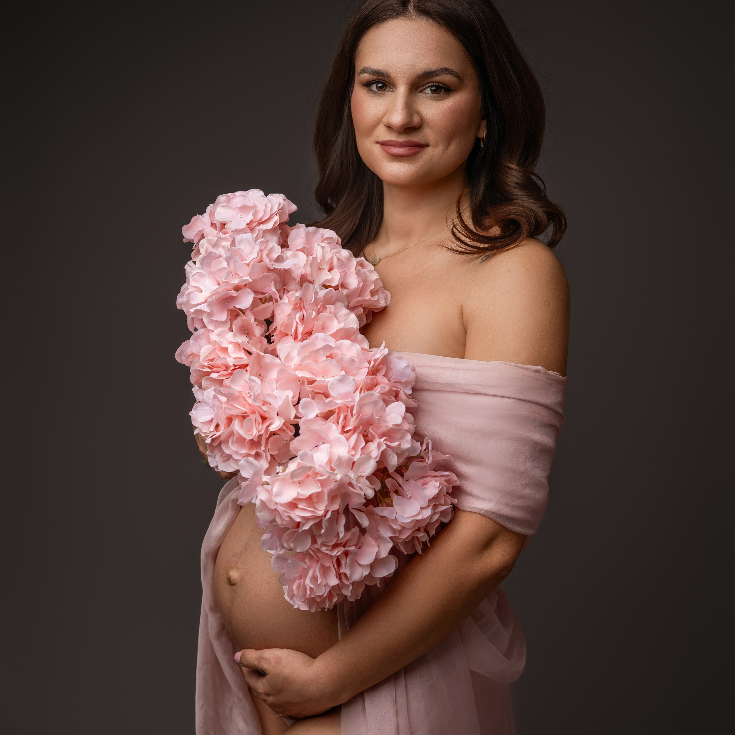 Fotograf Maternitate Andreea Catana. Https://andreeacatana.ro/