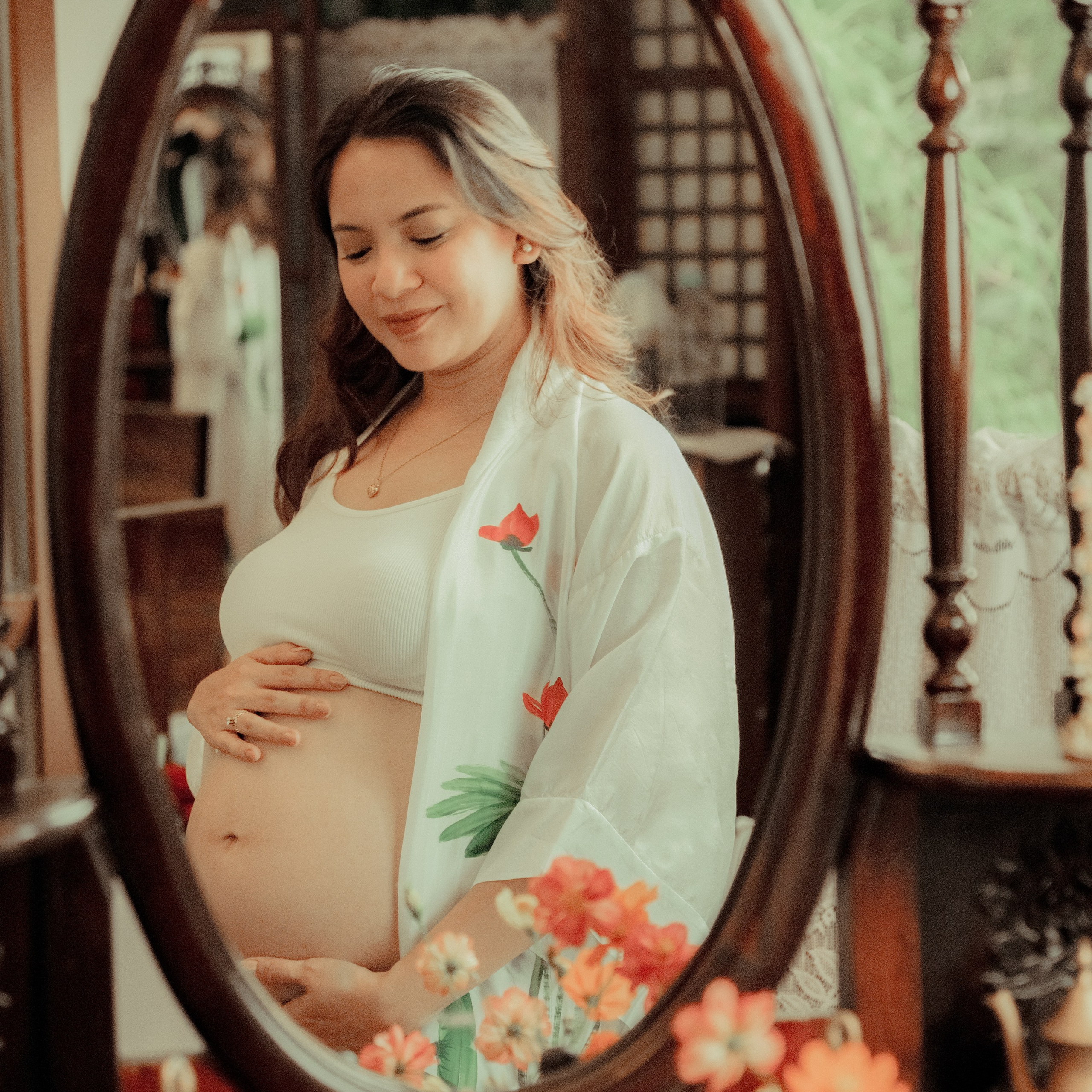 Pauline // Maternity