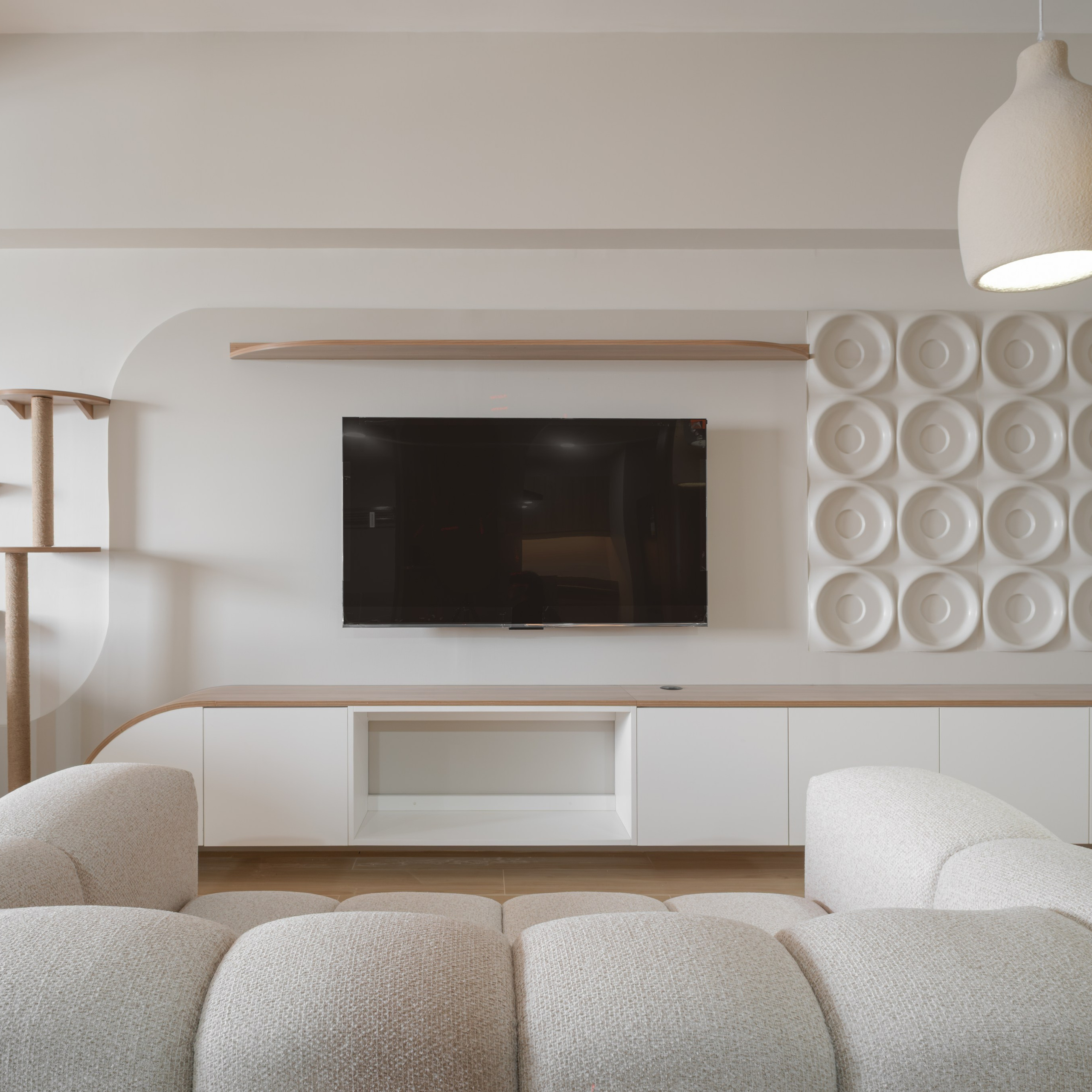 2 BR&nbsp;Fit-out // Quezon City