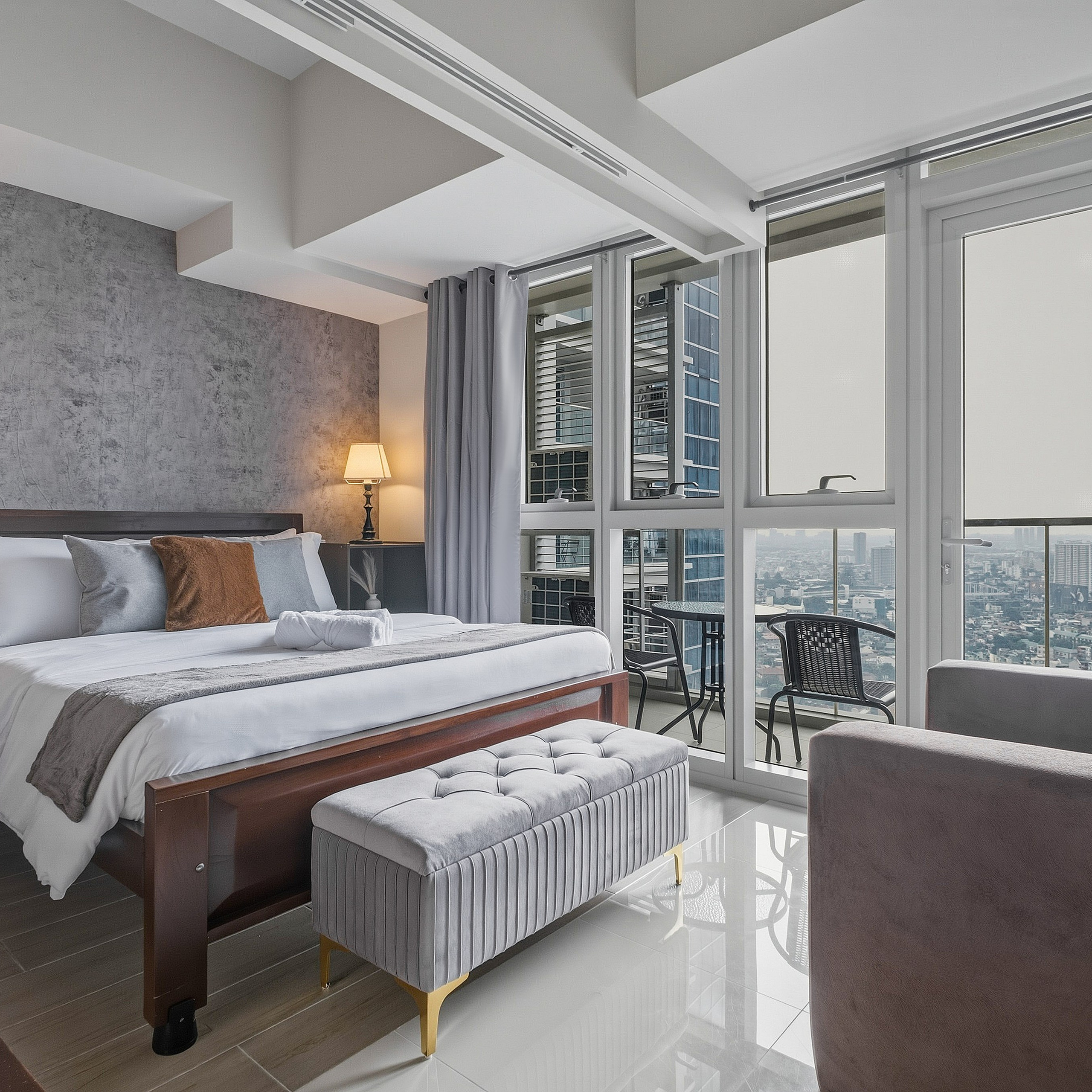 Uptown Parksuites II&nbsp;BGC