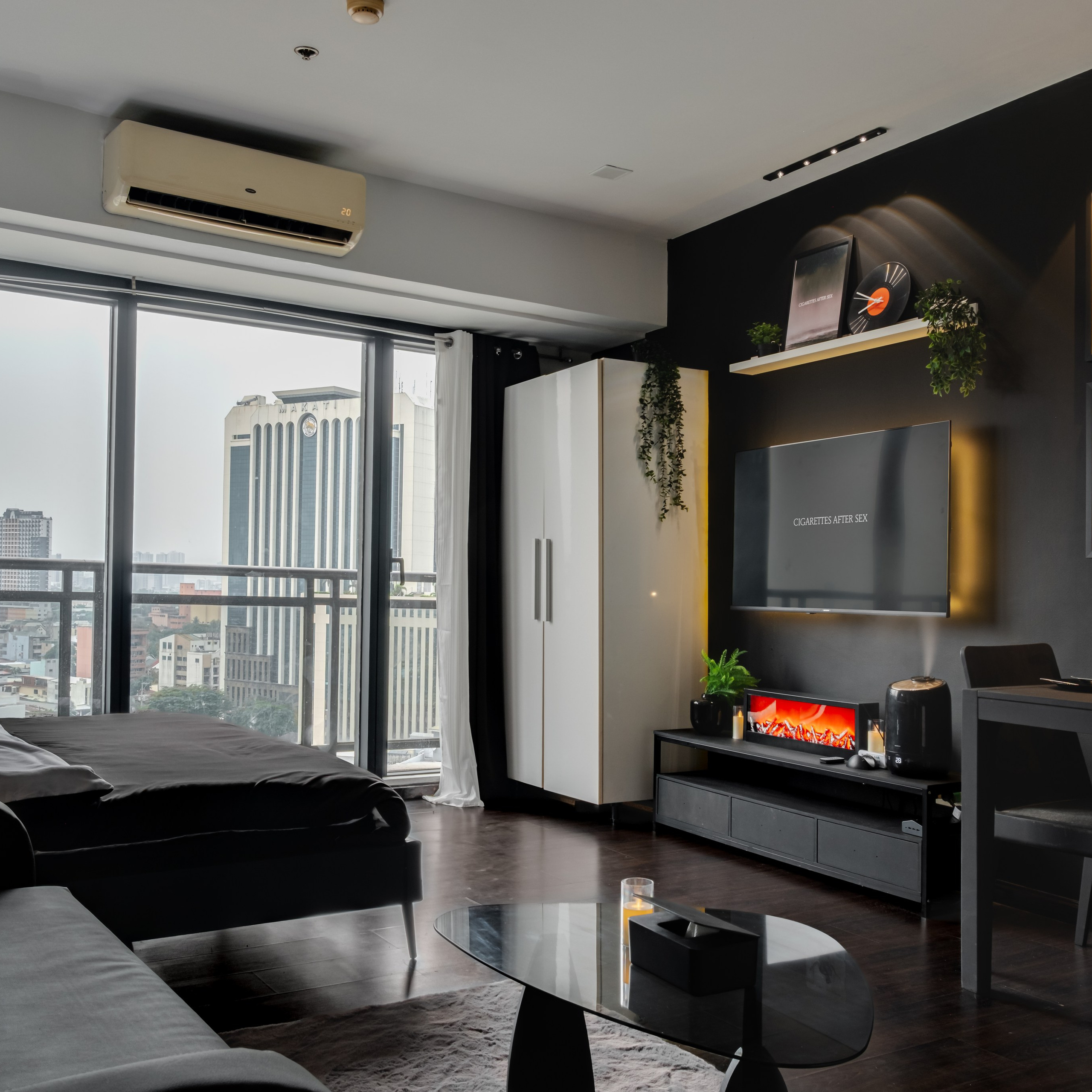 NOIRÉ Aloure Suites // Makati