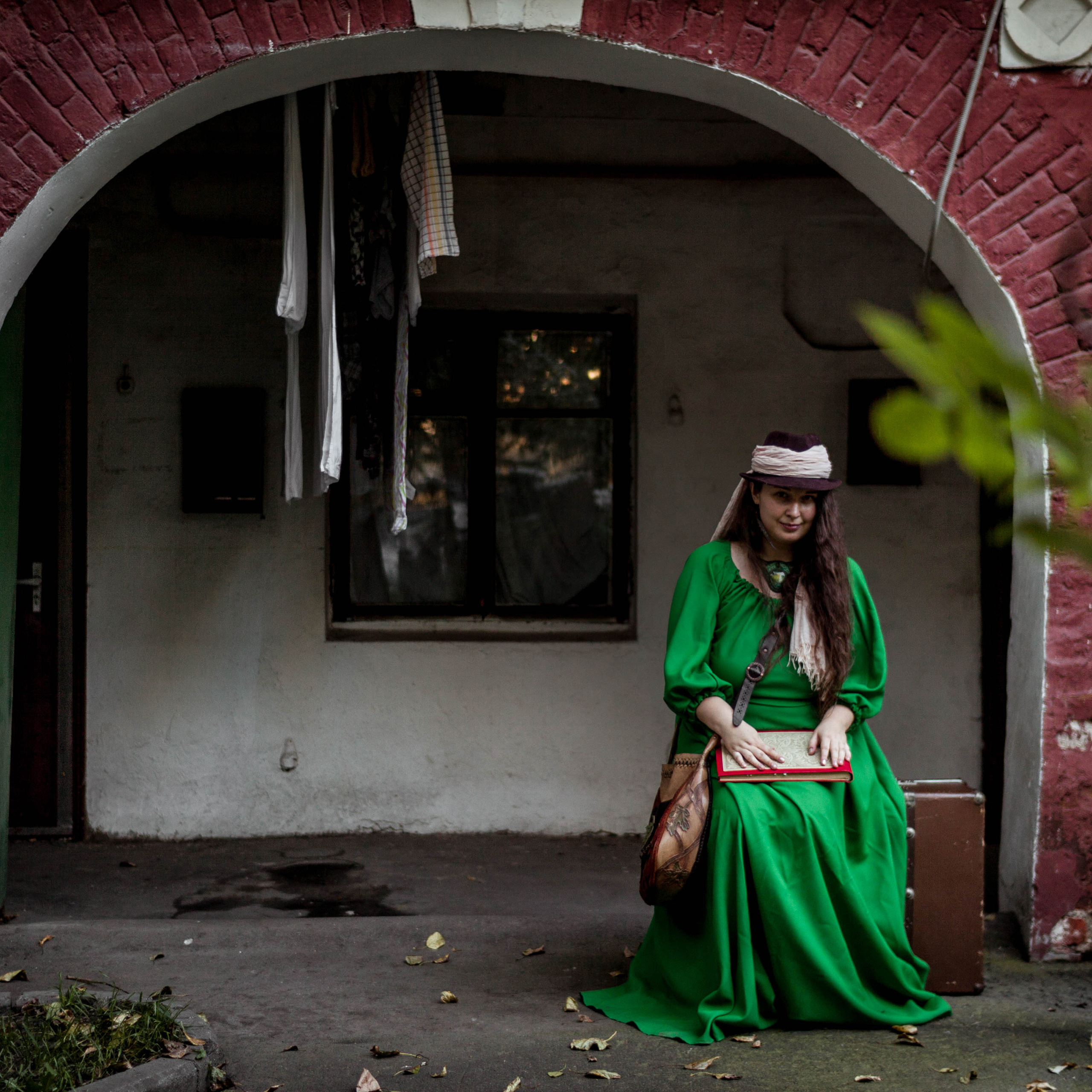 Olya Aprelskaya | The Suitcase