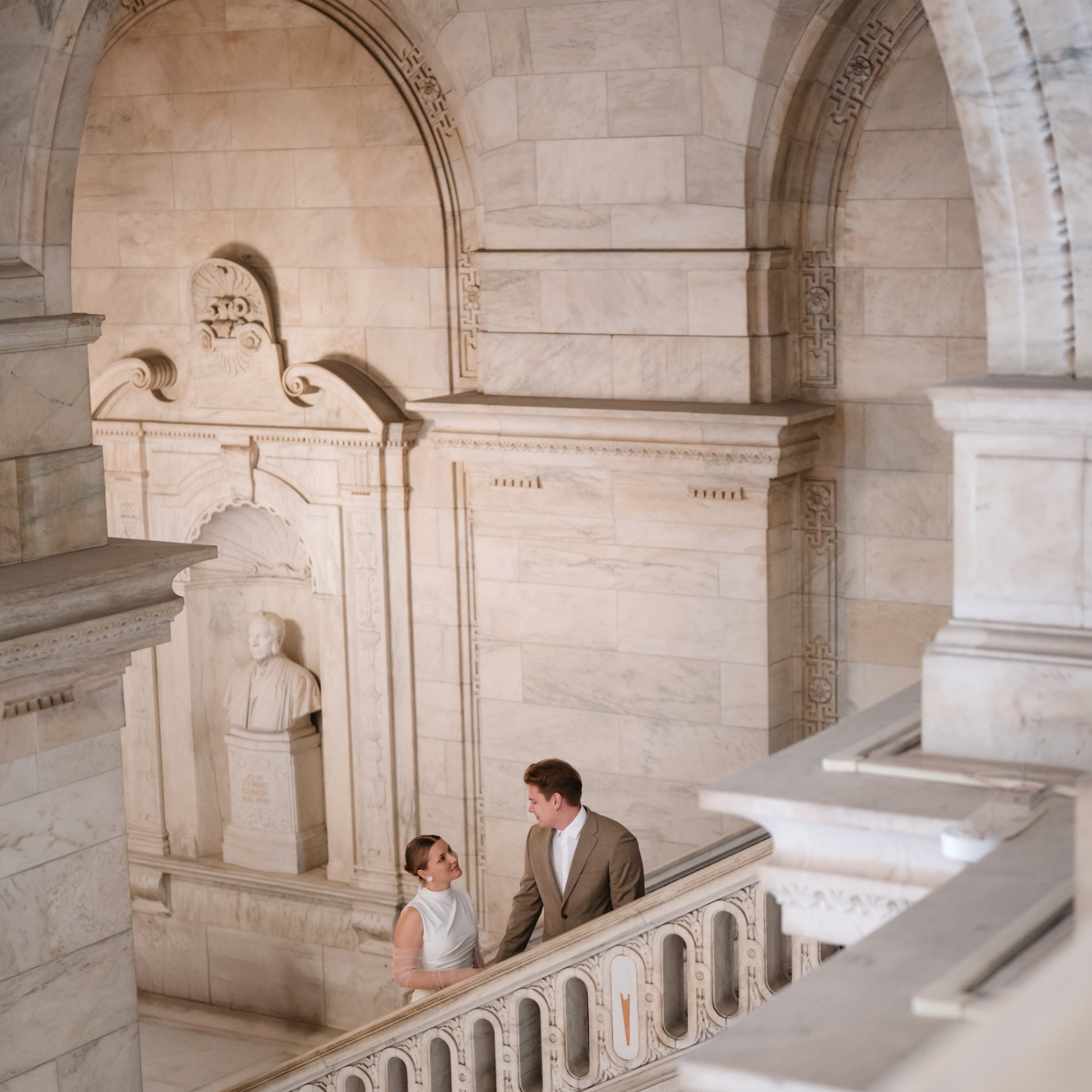 Wedding photo session at&nbsp;the Public Library NY
