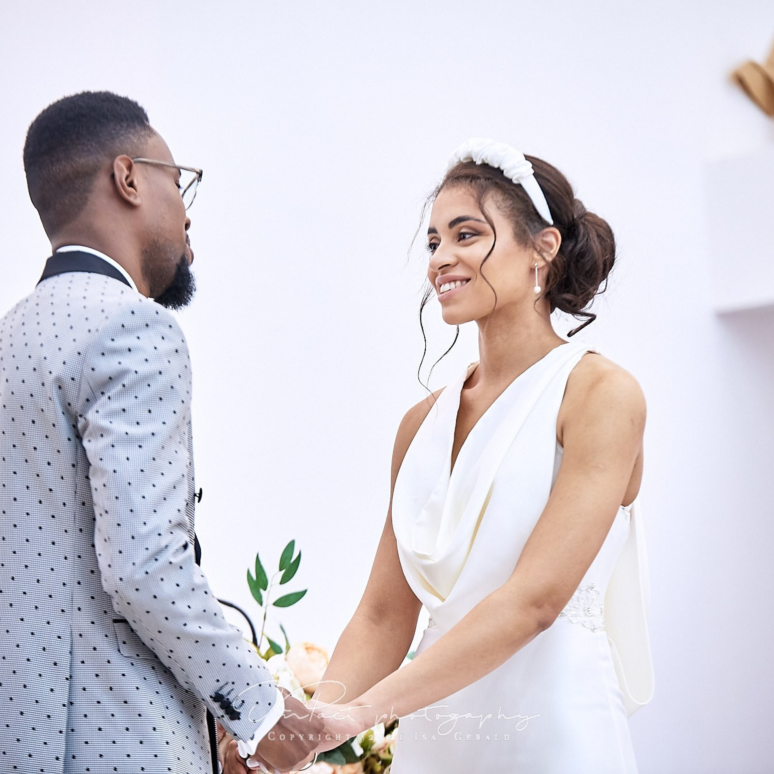 Jonathan weds Gina. UK based photographer