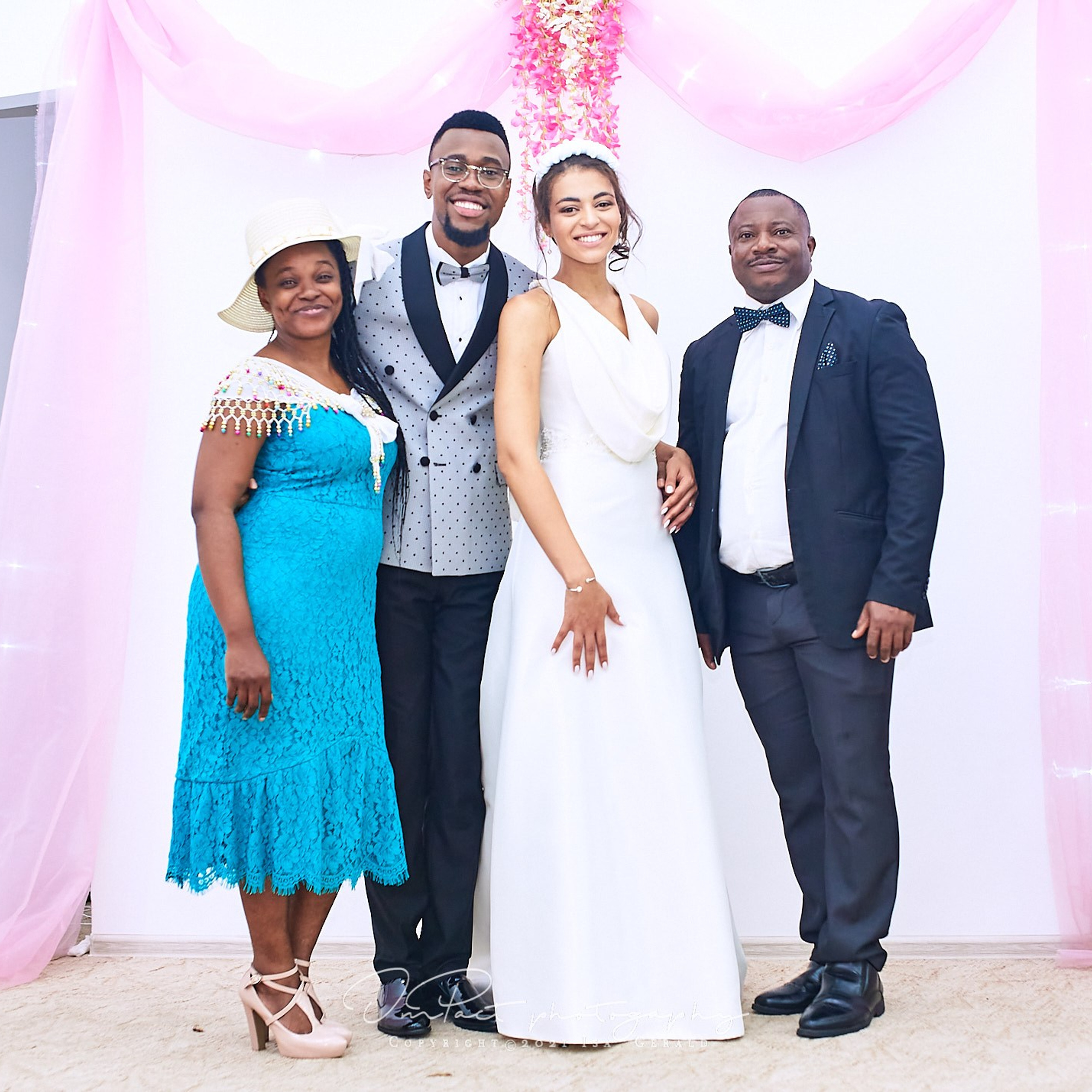 Jonathan weds Gina. UK based photographer