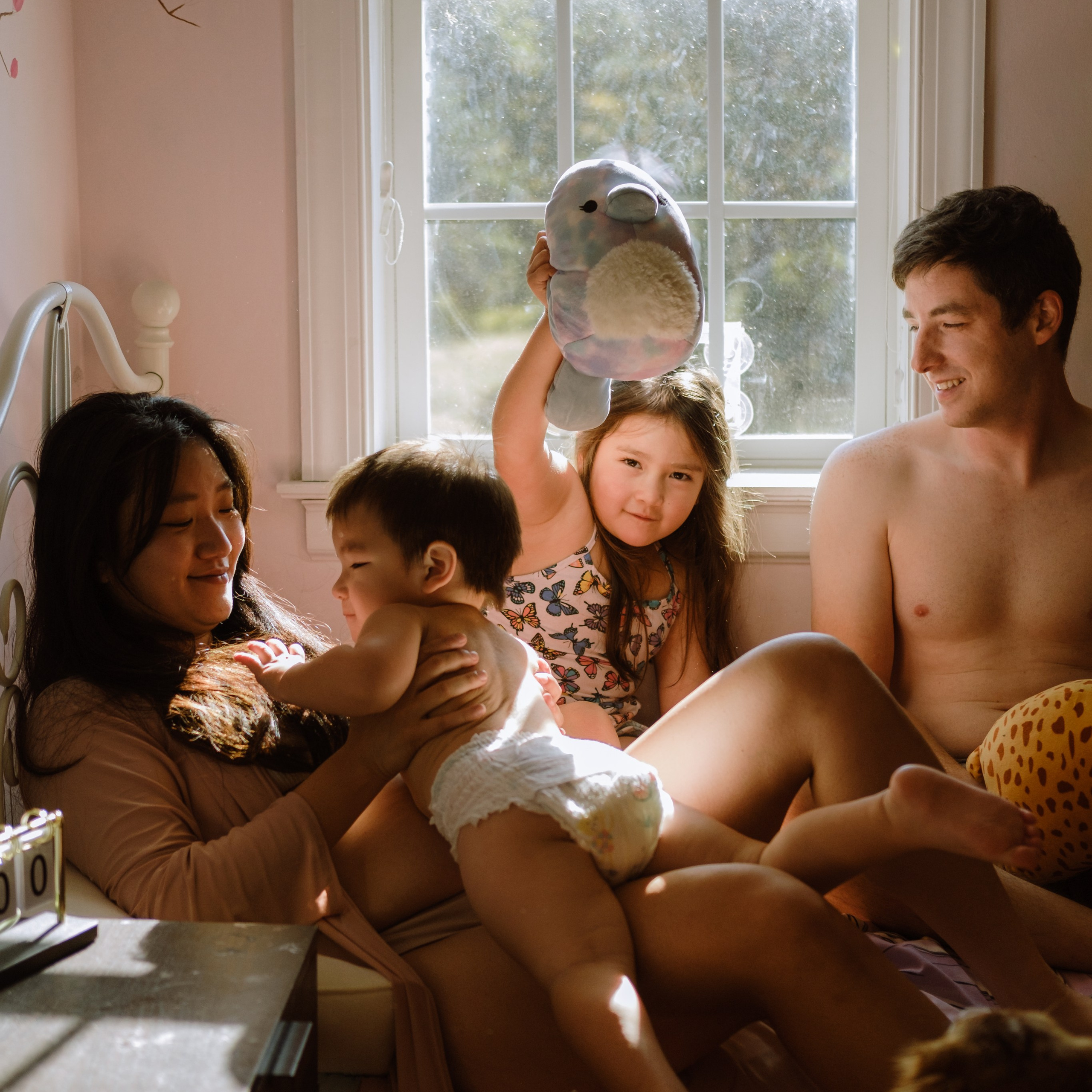 Richmond, VA Wellness & Birth Resources: Prenatal, Postpartum & Self-Care Recommendations. Family Photographer Anna Dobrovolskaia | Richmond, VA