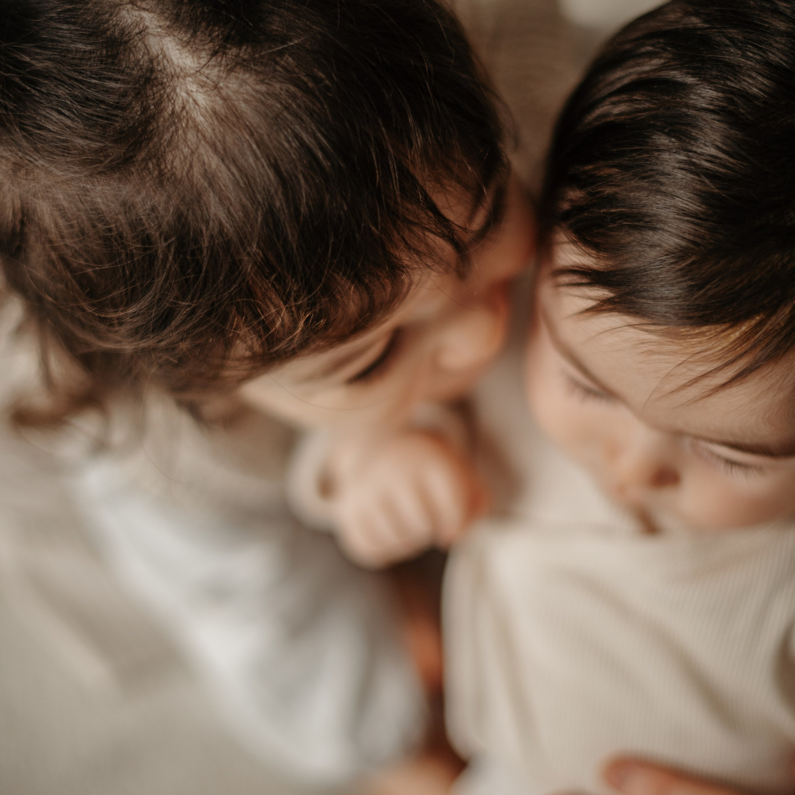 Exemples de séances photo bébé & famille à Toulouse — Evolution. Evolution — projet photo du premier an de bébé à Toulouse