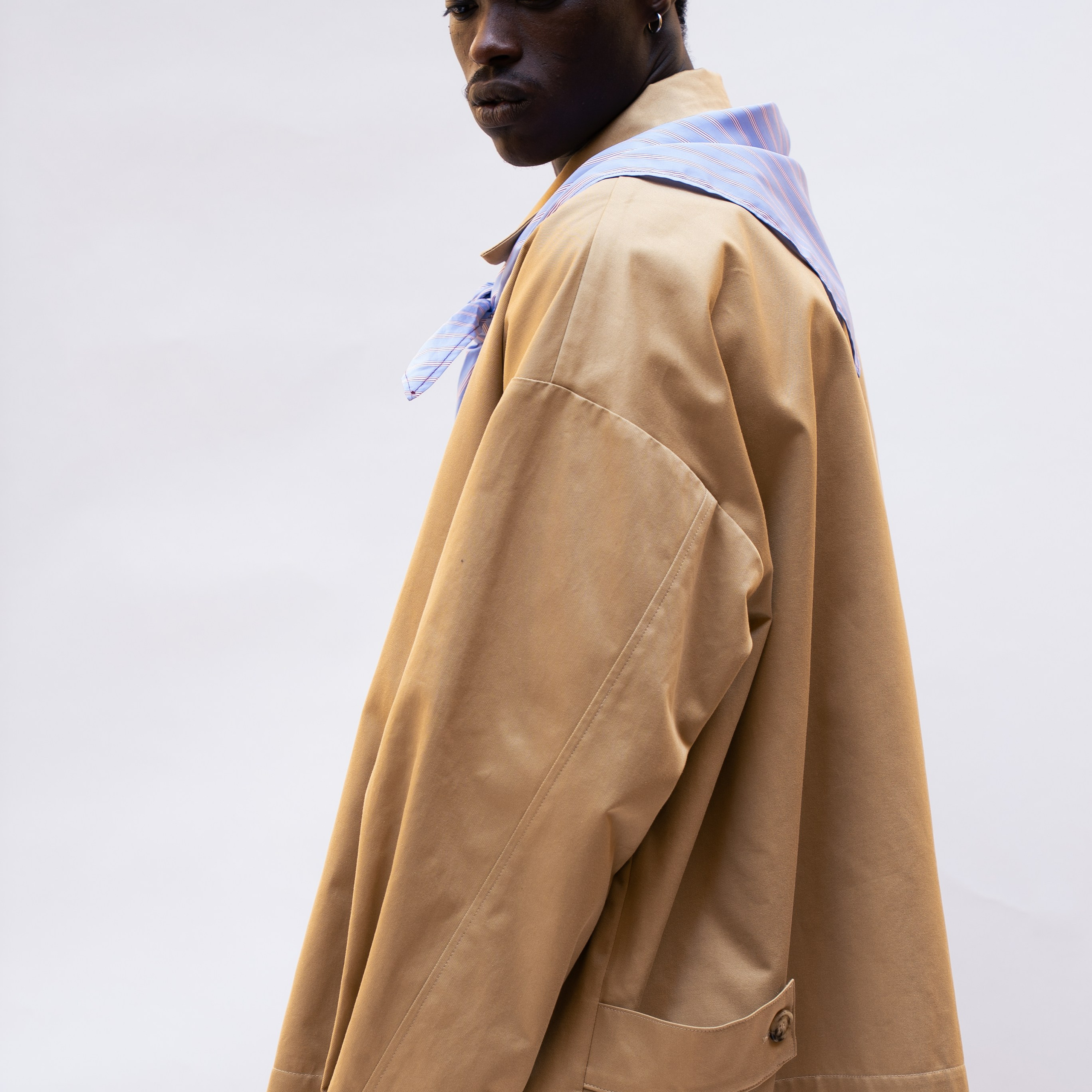 Maatroom Tangram. Aura Studio / co-design space