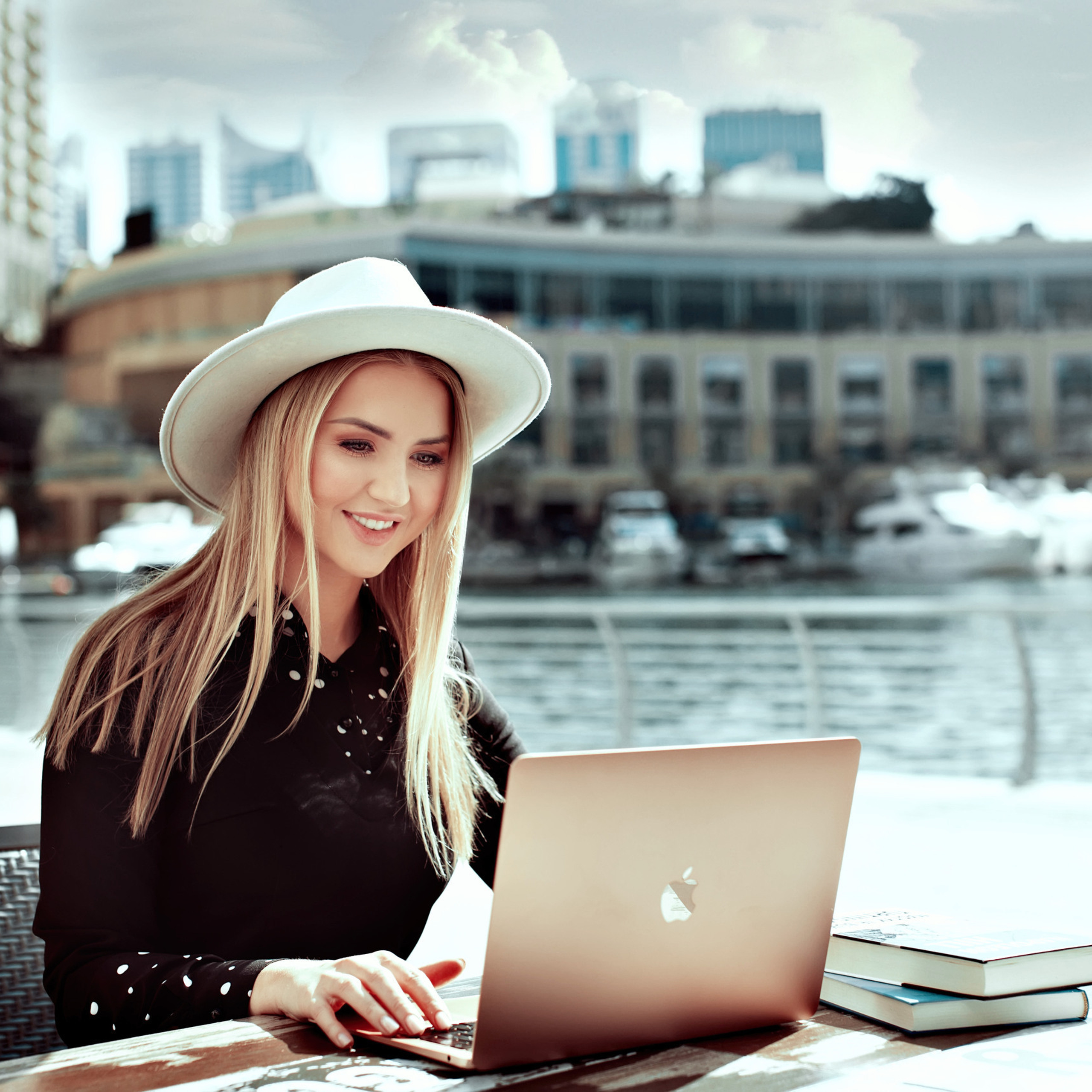 Reviews. Photographer and videographer in Dubai Dmitry Gromov