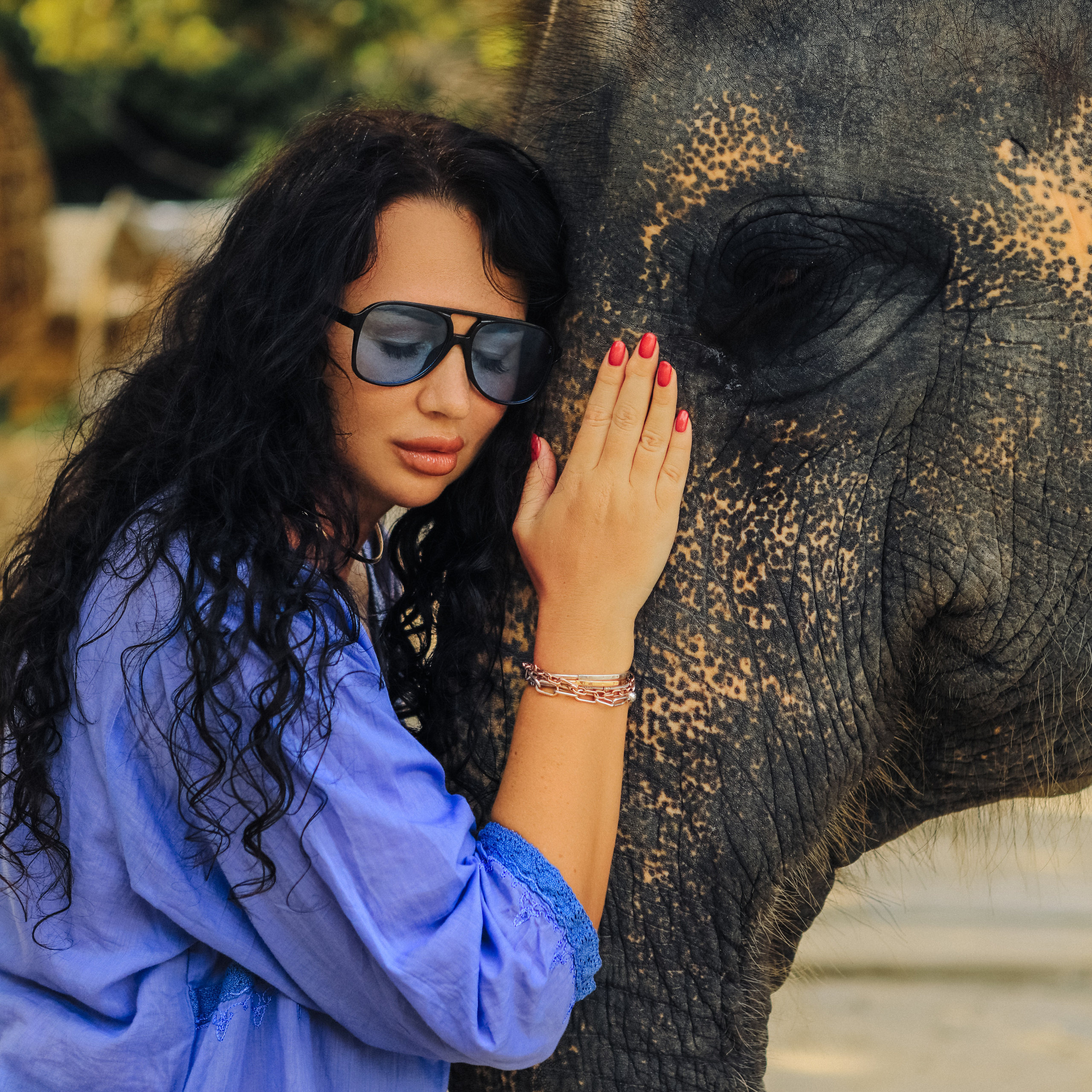 Фотосессия со слонами