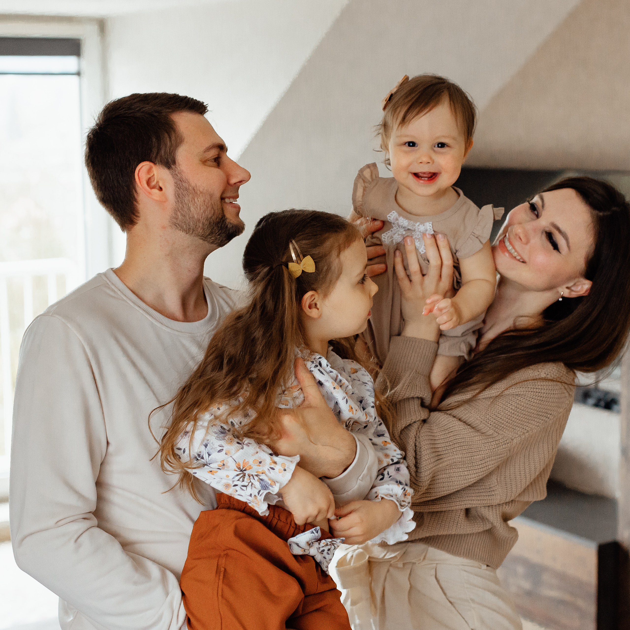 familienfotoshooting · fotograf osnabrück · lifestylefotograf · kinderportraits · home story fotoshooting · ungestellte fotos · lifestyle · familienreportage · fotoshooting · фотограф оснабрюк · семейный фотограф оснабрюк