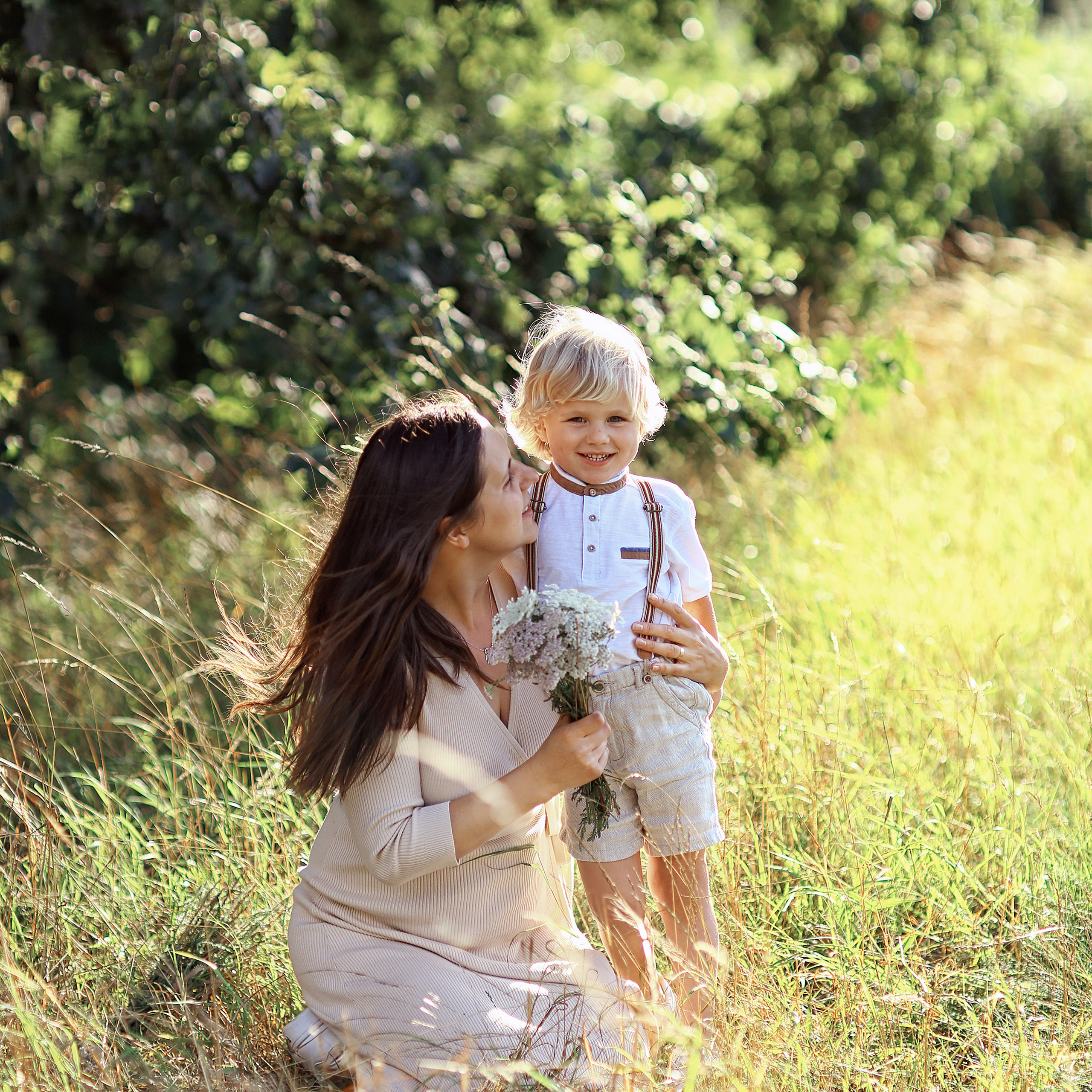 Mama-Sohn-Fotoshooting. Fotografin in Osnabrück Mariana Slav