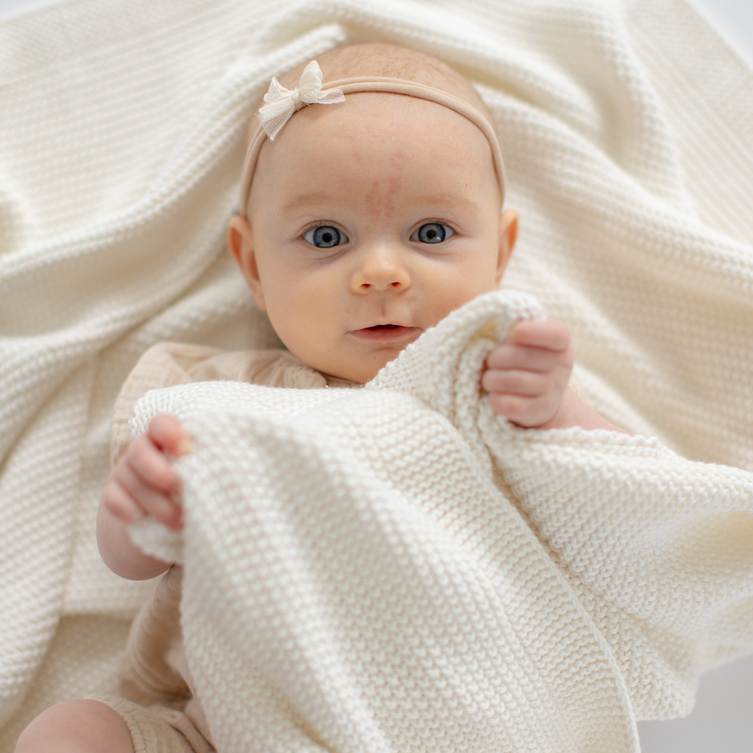 Babyshooting, 6 Monate, Familienshooting, Fotograf Osnabrück, Studioshooting, Bohoshooting