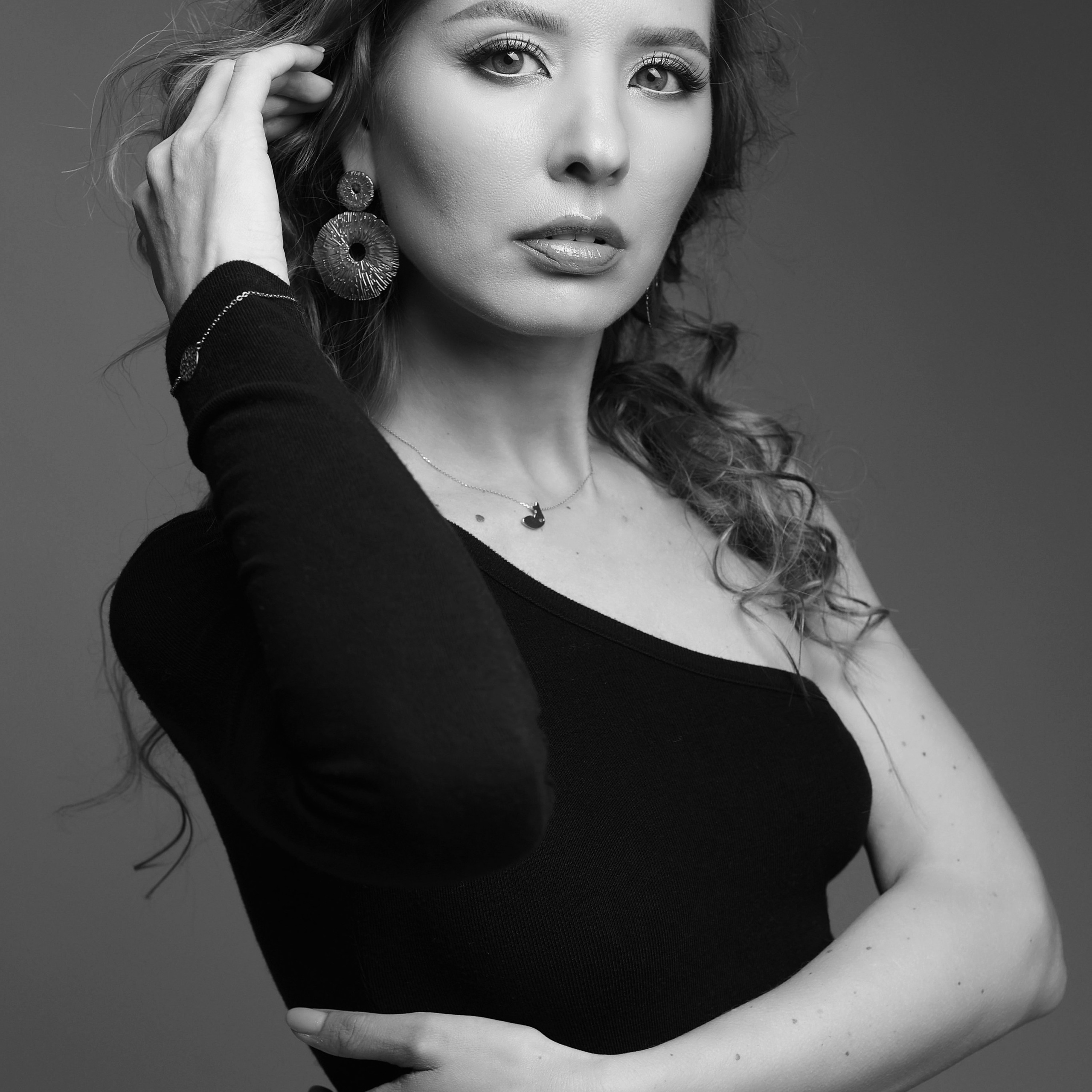 Studiofotografie, Porträtshooting, Bewerbungsfotos, Businessshooting, Osnabrück, Porträt, minimalistisch, schwarz-weiß, Osnabrueck, Fotograf Osnabrück, Fotografin Osnabrück