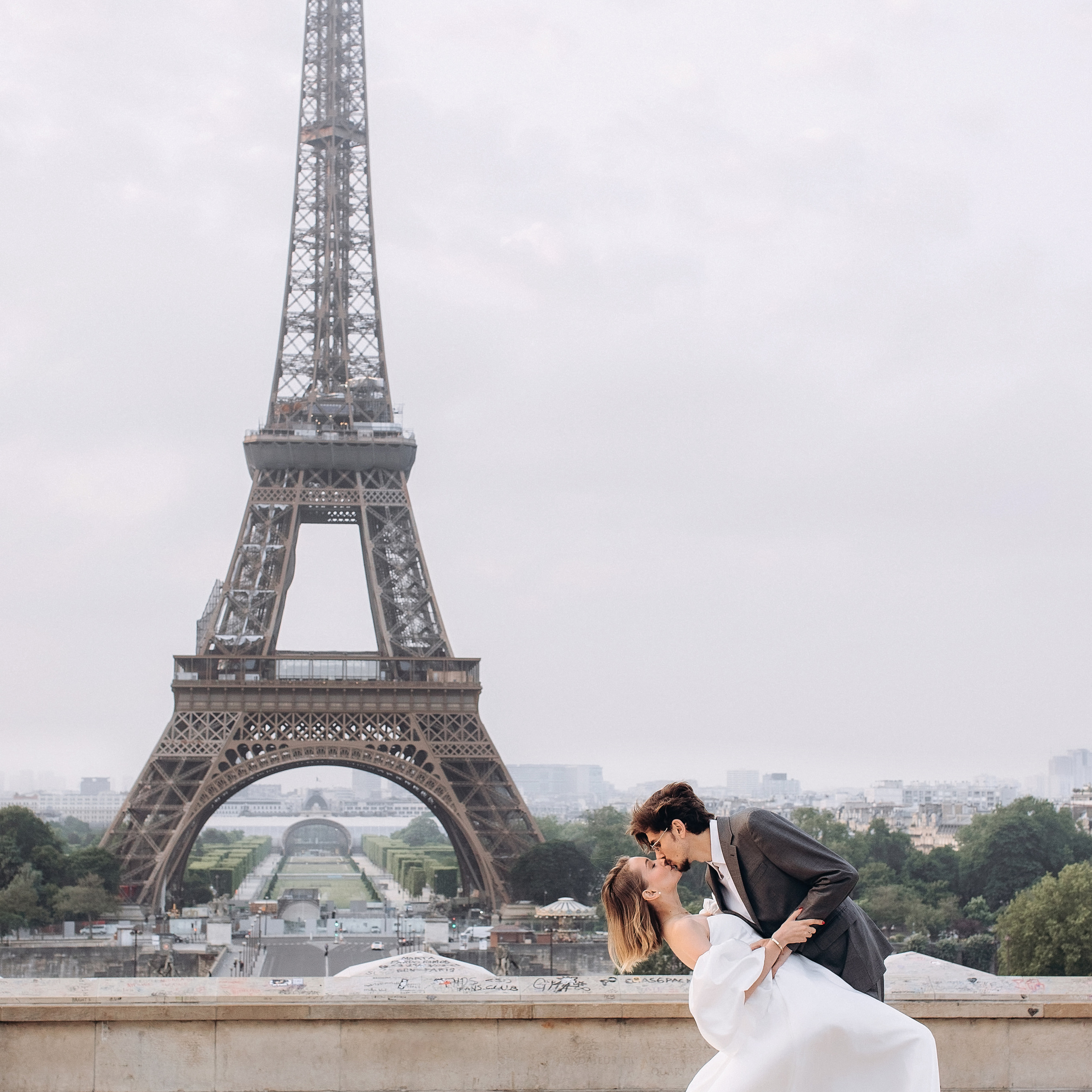 fotoshooting, fotograf osnabrück, homestory fotograf, portrait, after wedding fotoshooting, fotograf deutschland, photographer germany, elopement photographer germany, wedding photographer germany, lovestory fotoshooting paris, paris, wedding france, tour eiffel, brautpaar