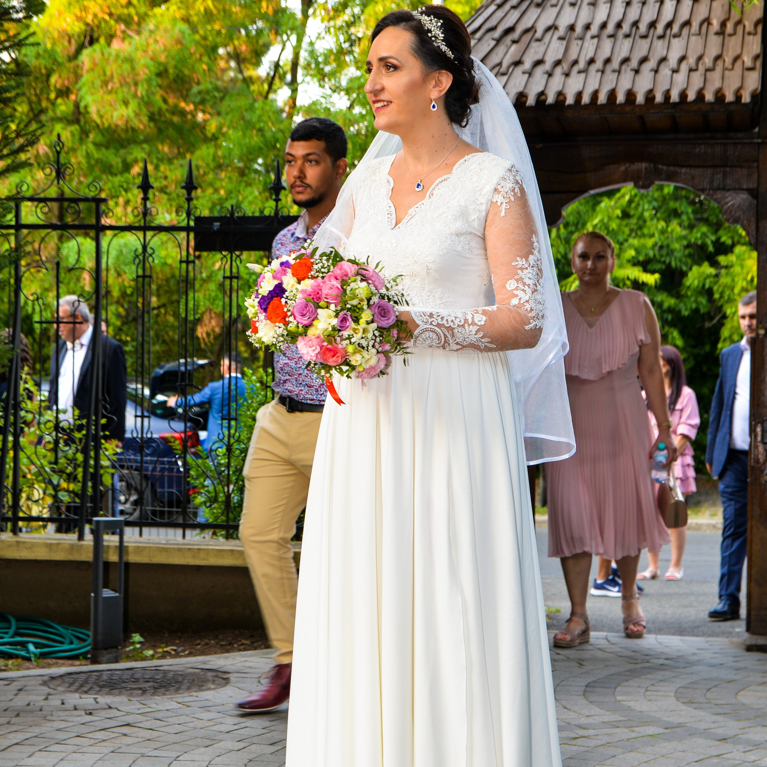 Nunta Lili si&nbsp;Marius, Biserica Sf&nbsp;Vineri Pajura