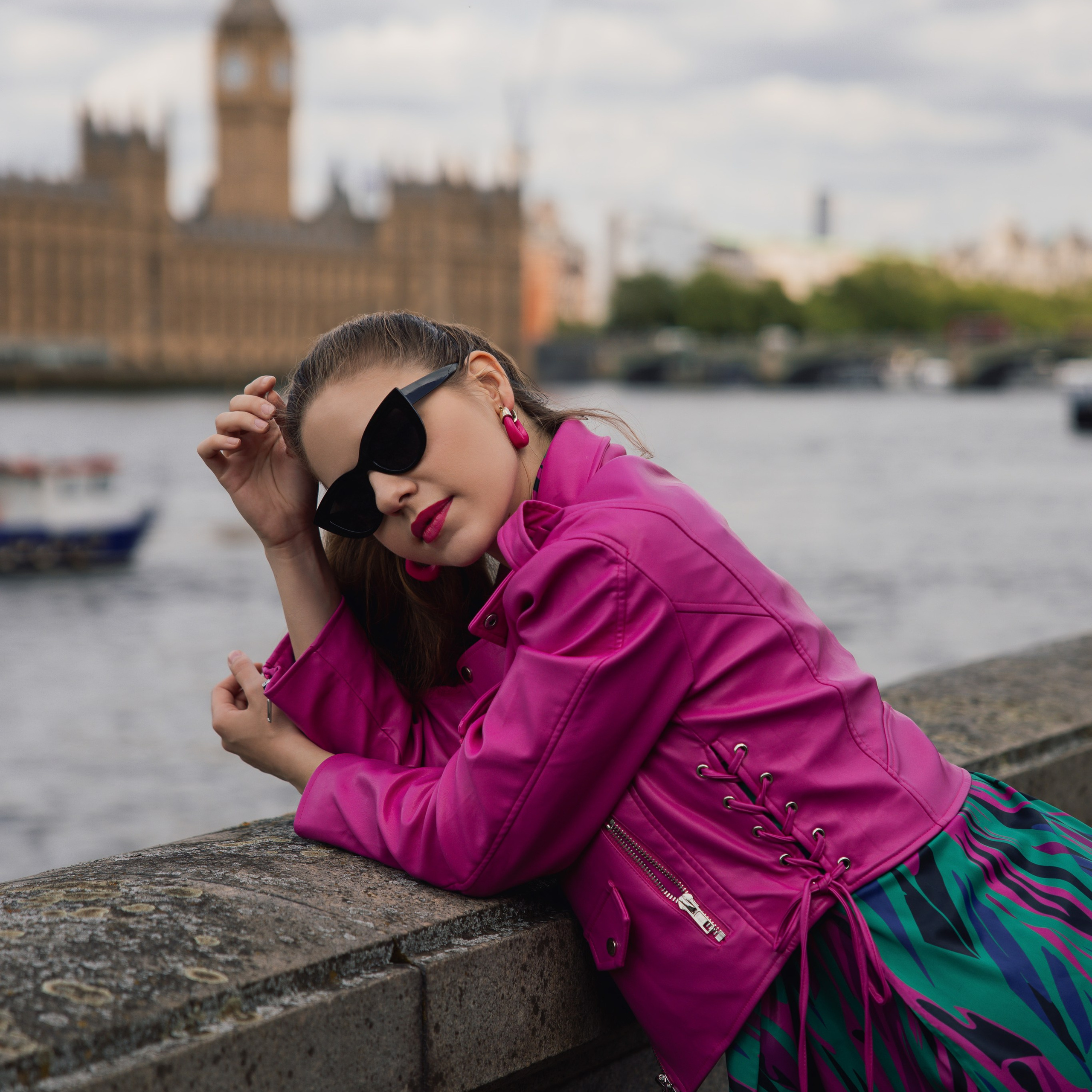 Reviews. PHOTOGRAPHER IN LONDON