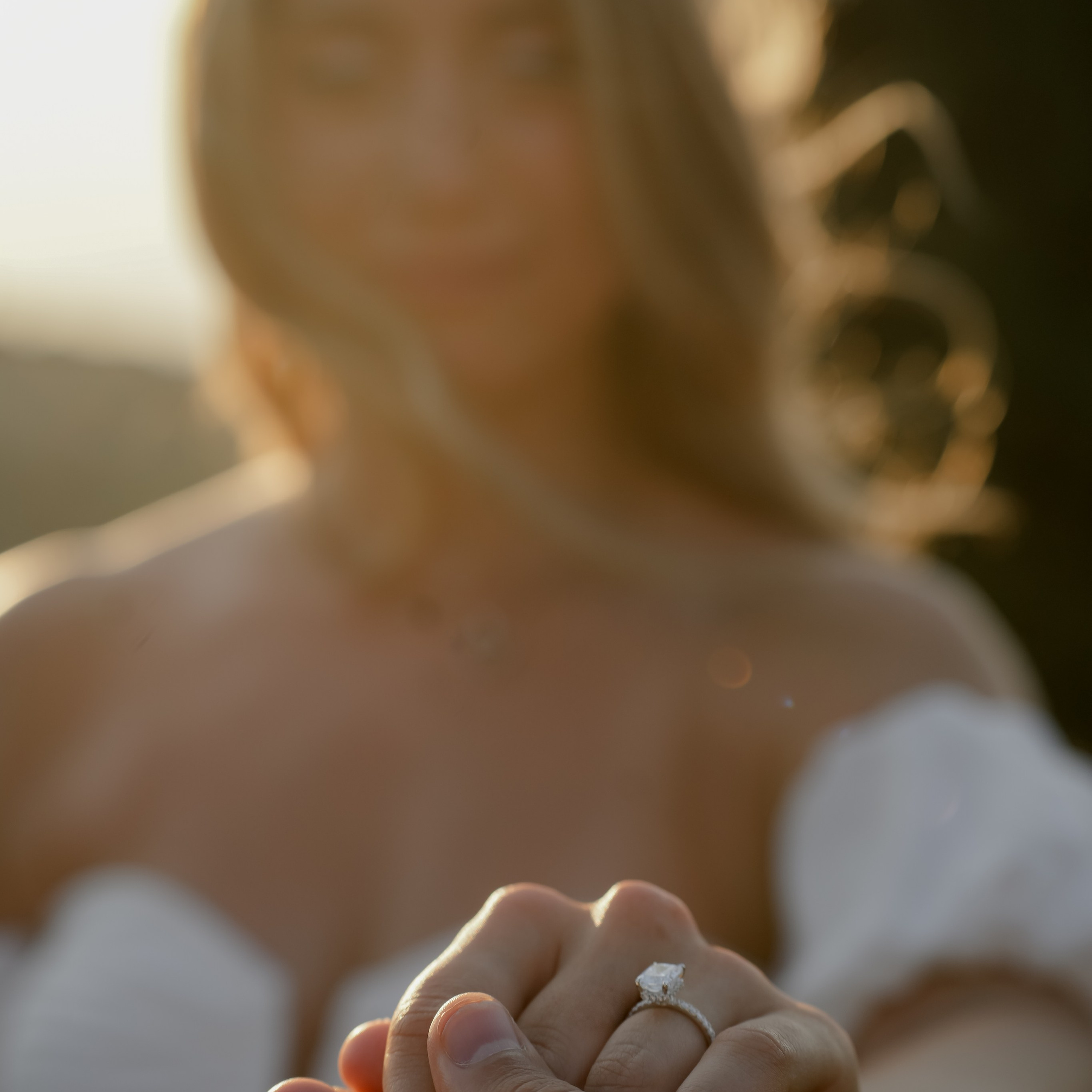 Classic Photoshoot Duomo & pz Michelangelo. Wedding Photographer in Italy