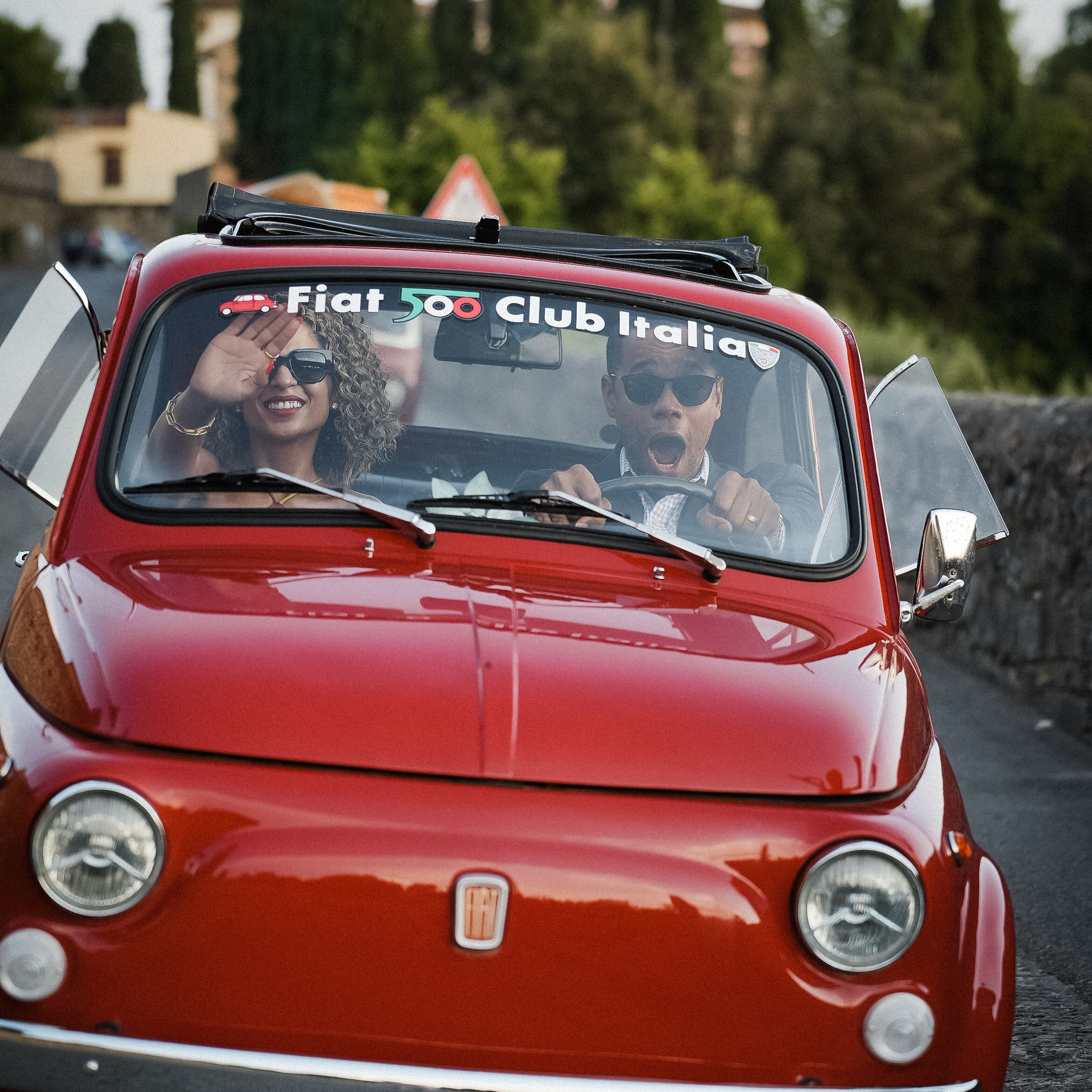 Photoshoot with Fiat 500 & Retro Cars. Wedding Photographer in Italy