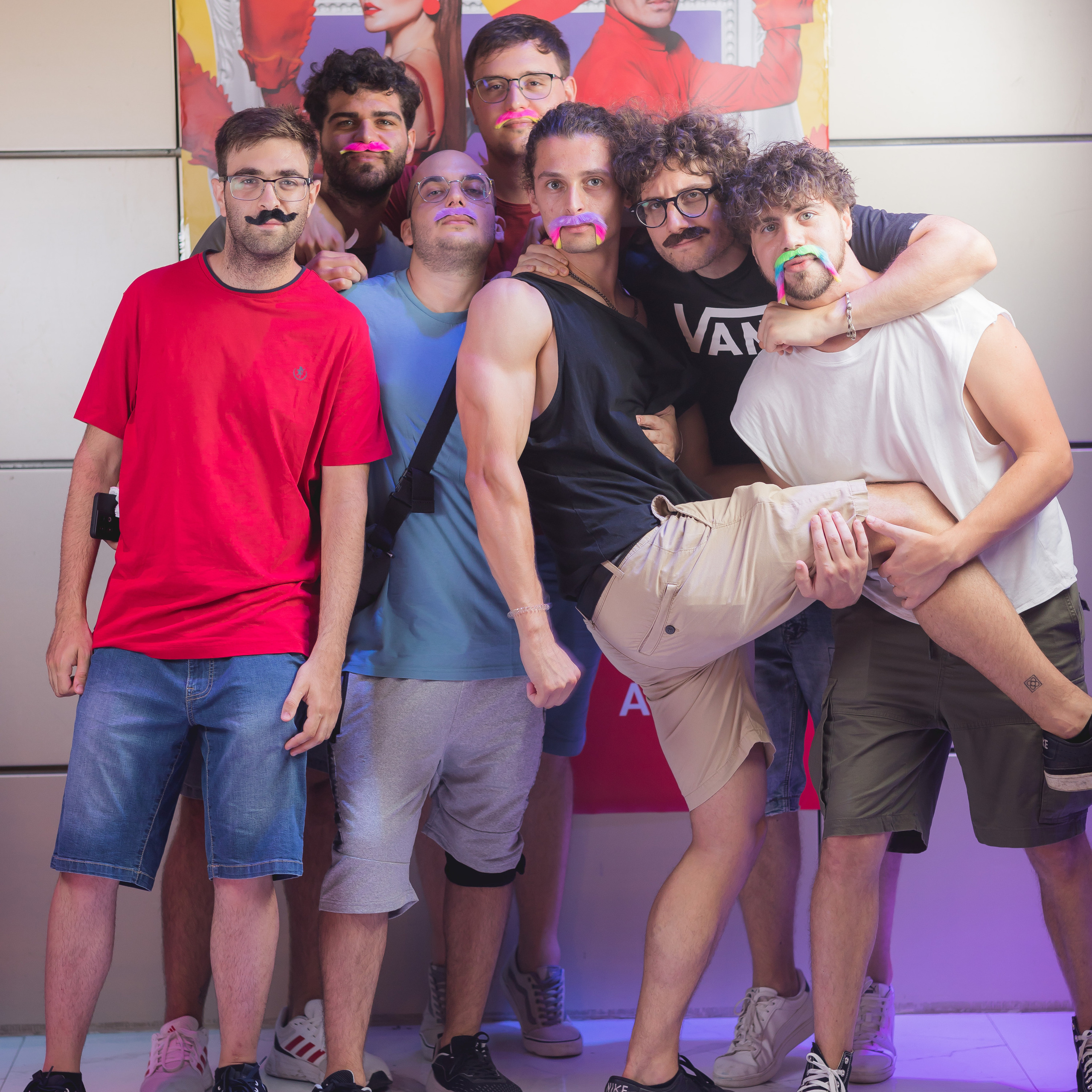 Little Big. Volver a oranjazz.com