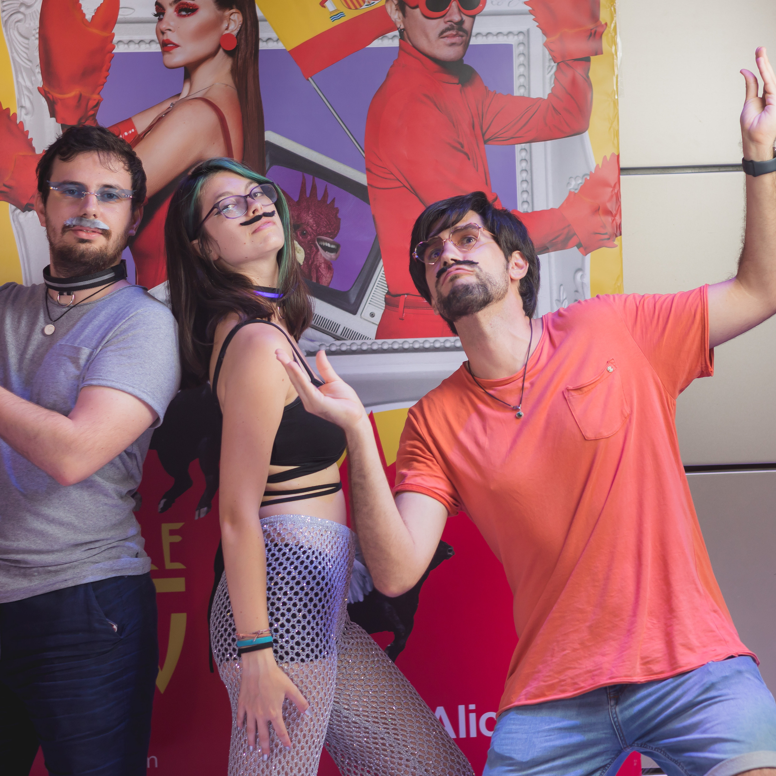 Little Big. Volver a oranjazz.com