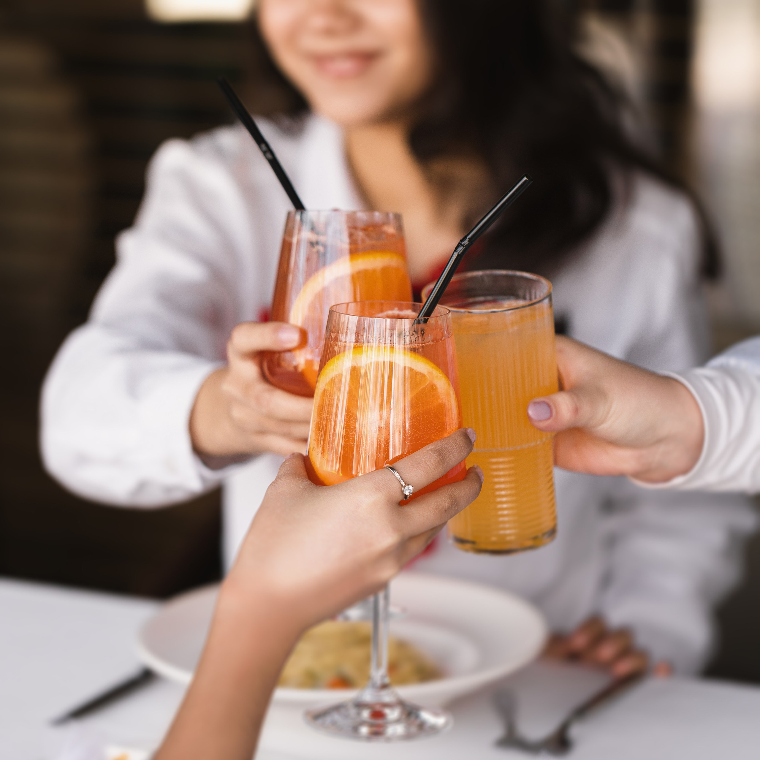 16×9 «Шестнадцать на Девять»