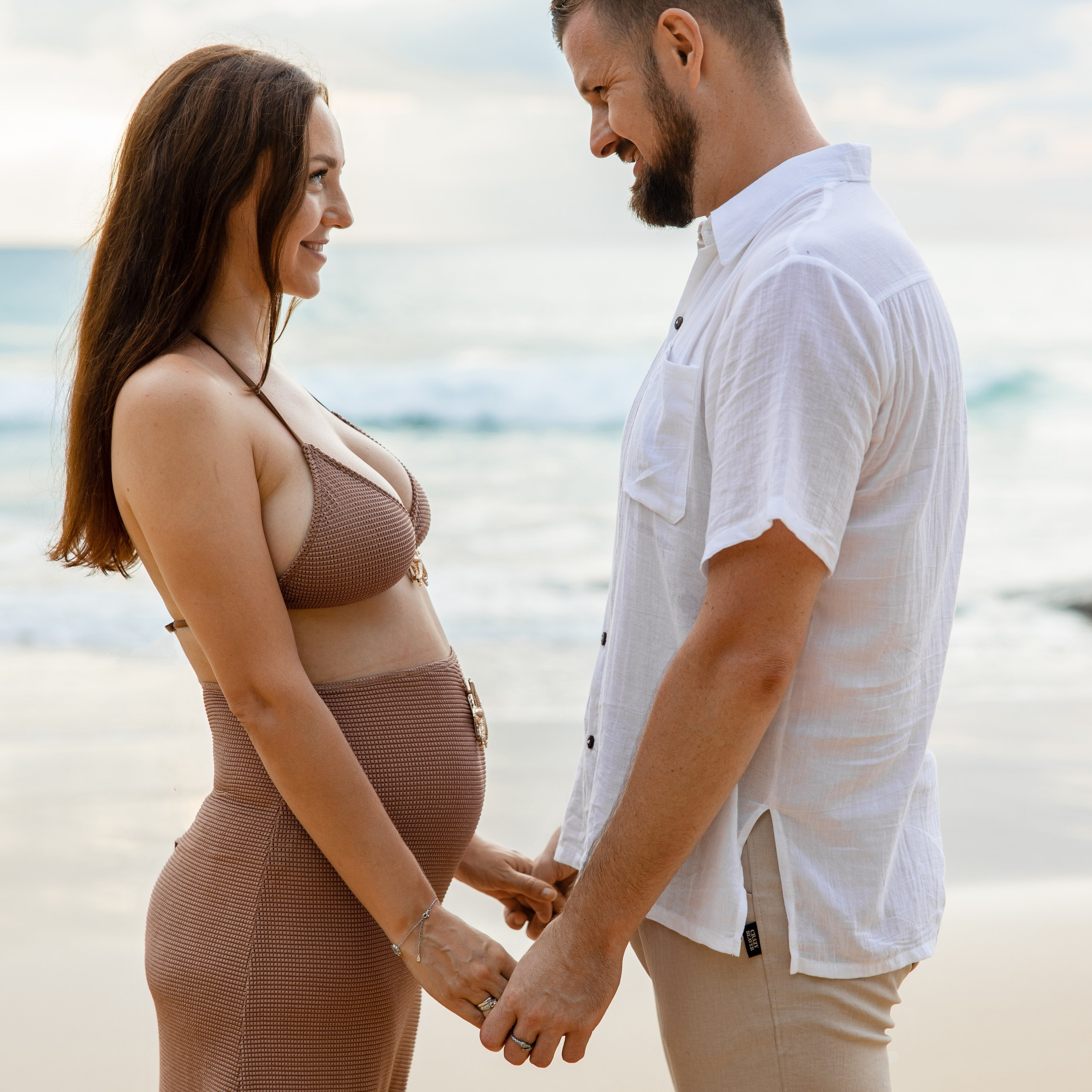 Maternity Beach Photoshoot at Naithon Beach Phuket — Olesya & Sasha