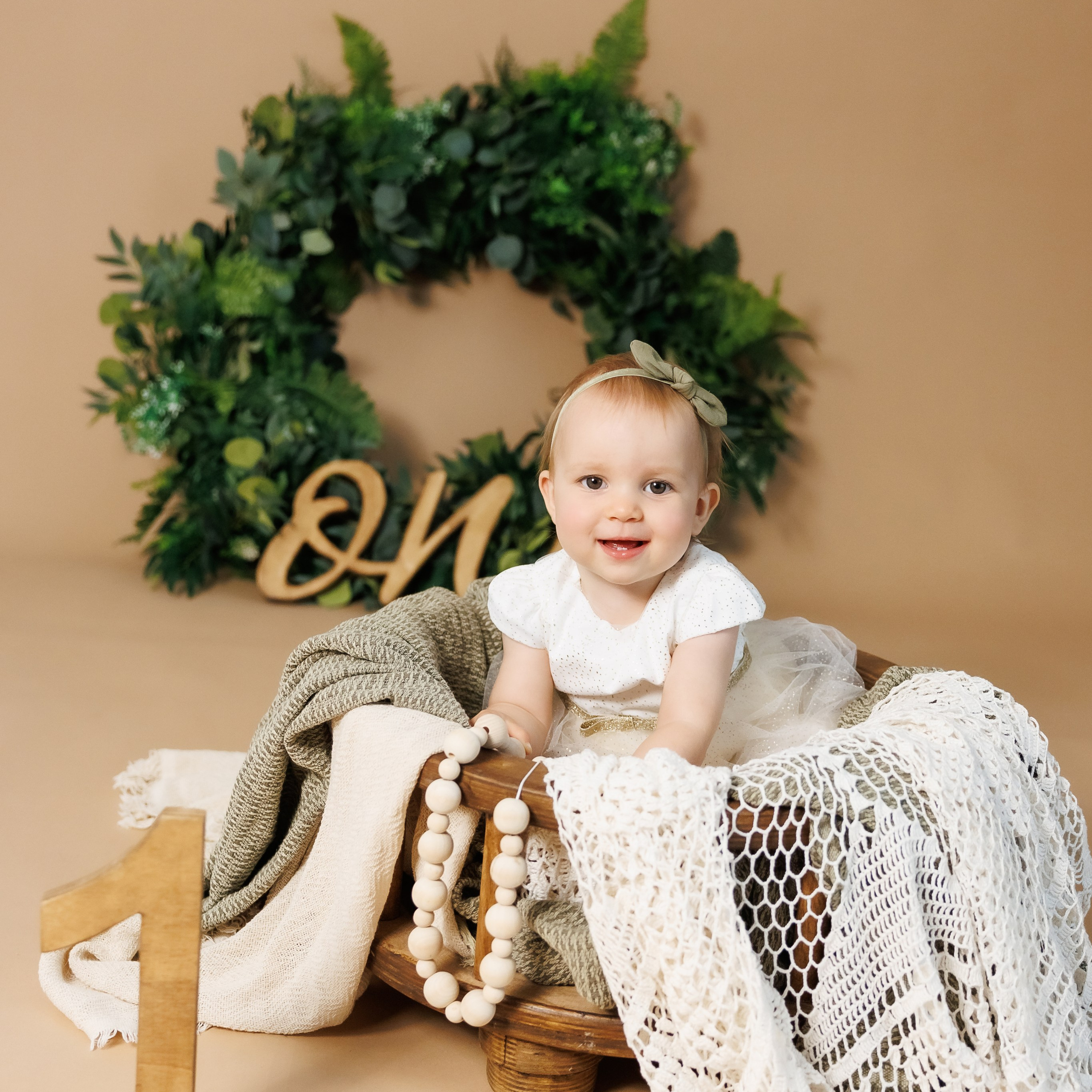 Честита първа годинка