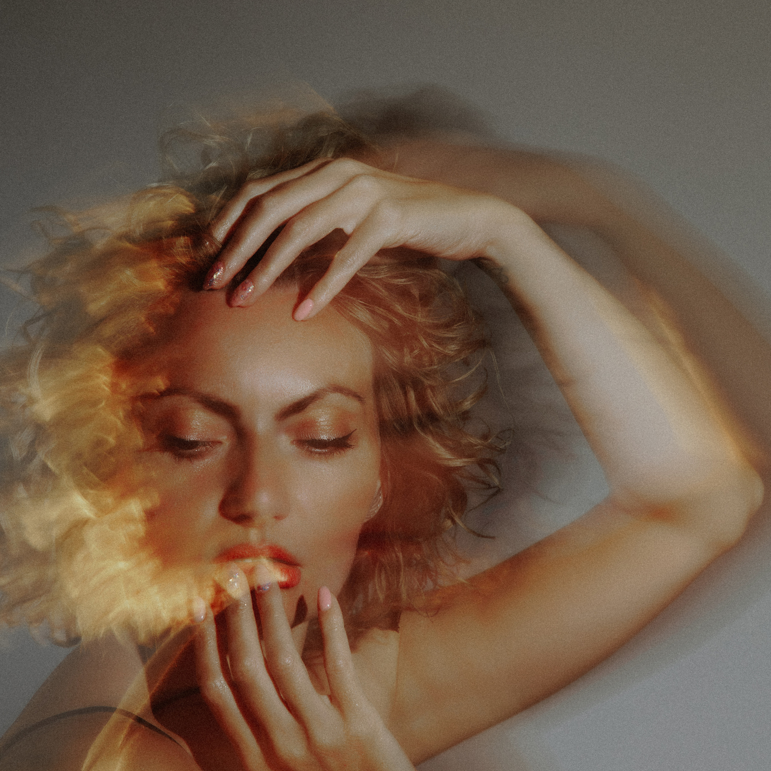 Индивидуална Фотосесия в Студио