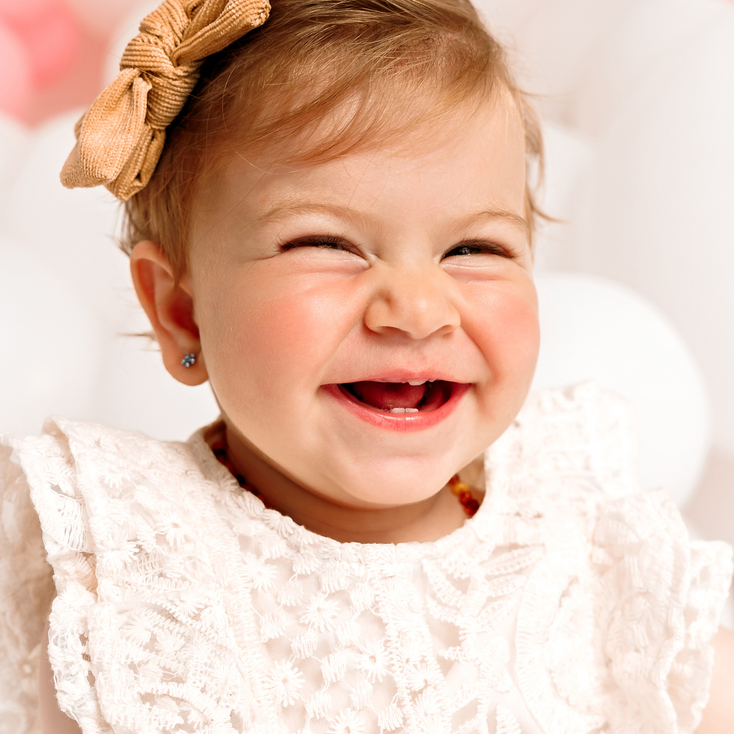 Честита Първа Свещичка