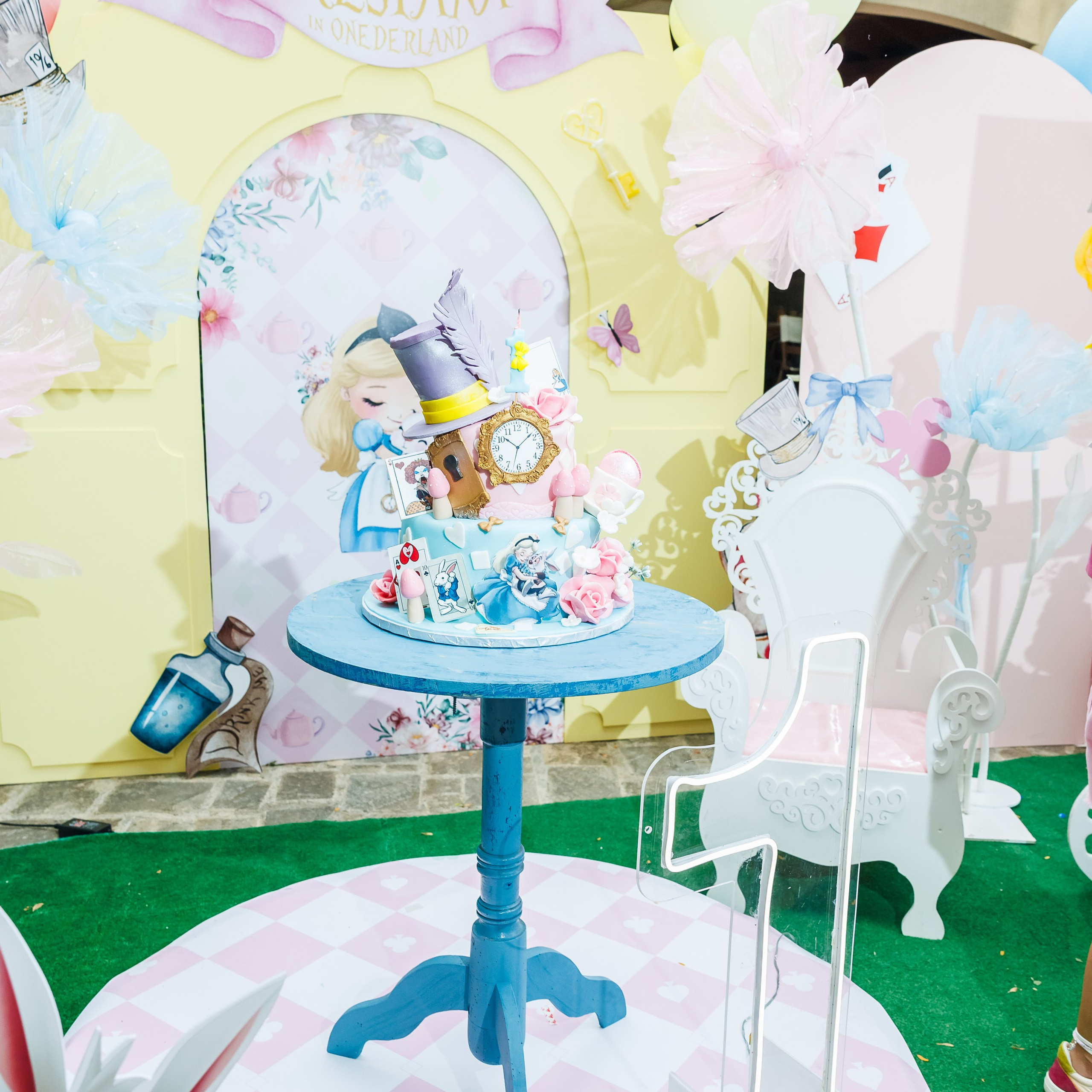 Честит 1 Рожден Ден