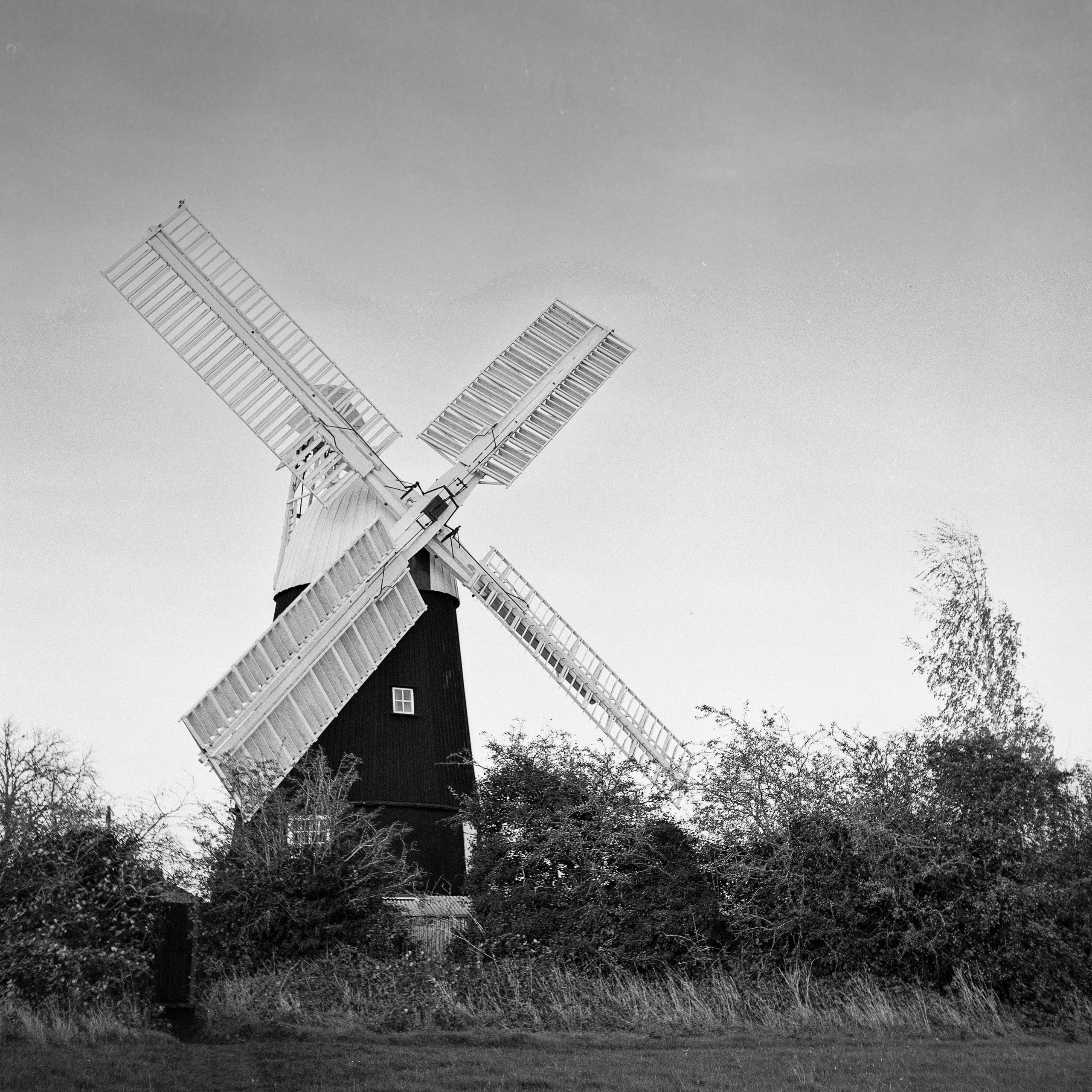 Rolleicord vs Rolleiflex: Choosing a Classic TLR. Hedley Wright Photography | East Anglia Sport, Street, Wildlife, Landscape & Astrophotography