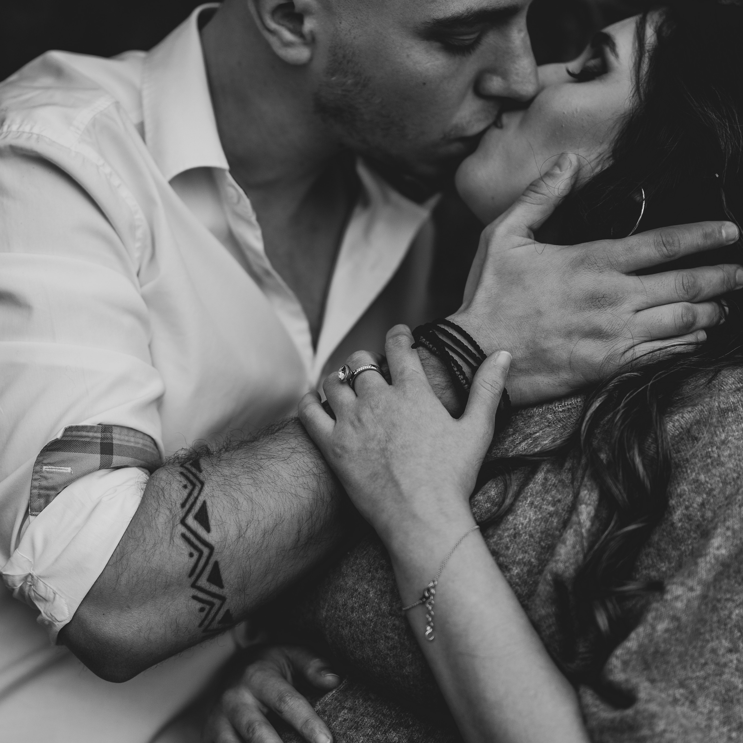 Επαγγελματική φωτογράφιση εγκυμοσύνης και νεογέννητου στη Ρόδο. Φωτογράφος νεογέννητων στη Ρόδο. Φωτογράφιση εγκυμοσύνης