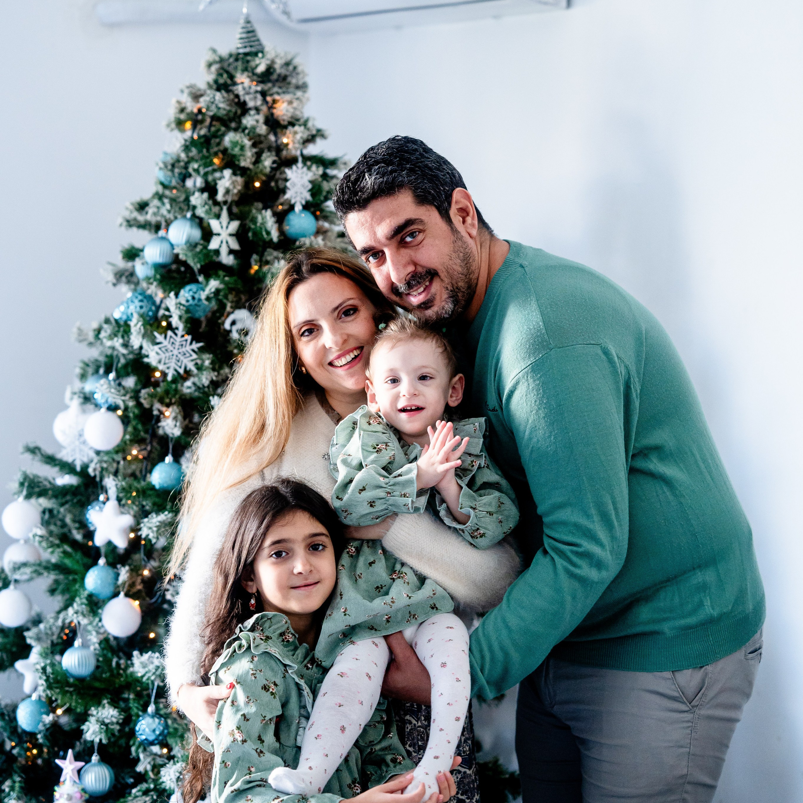 Επαγγελματική φωτογράφιση εγκυμοσύνης και νεογέννητου στη Ρόδο. Φωτογράφος νεογέννητων στη Ρόδο. Φωτογράφιση εγκυμοσύνης