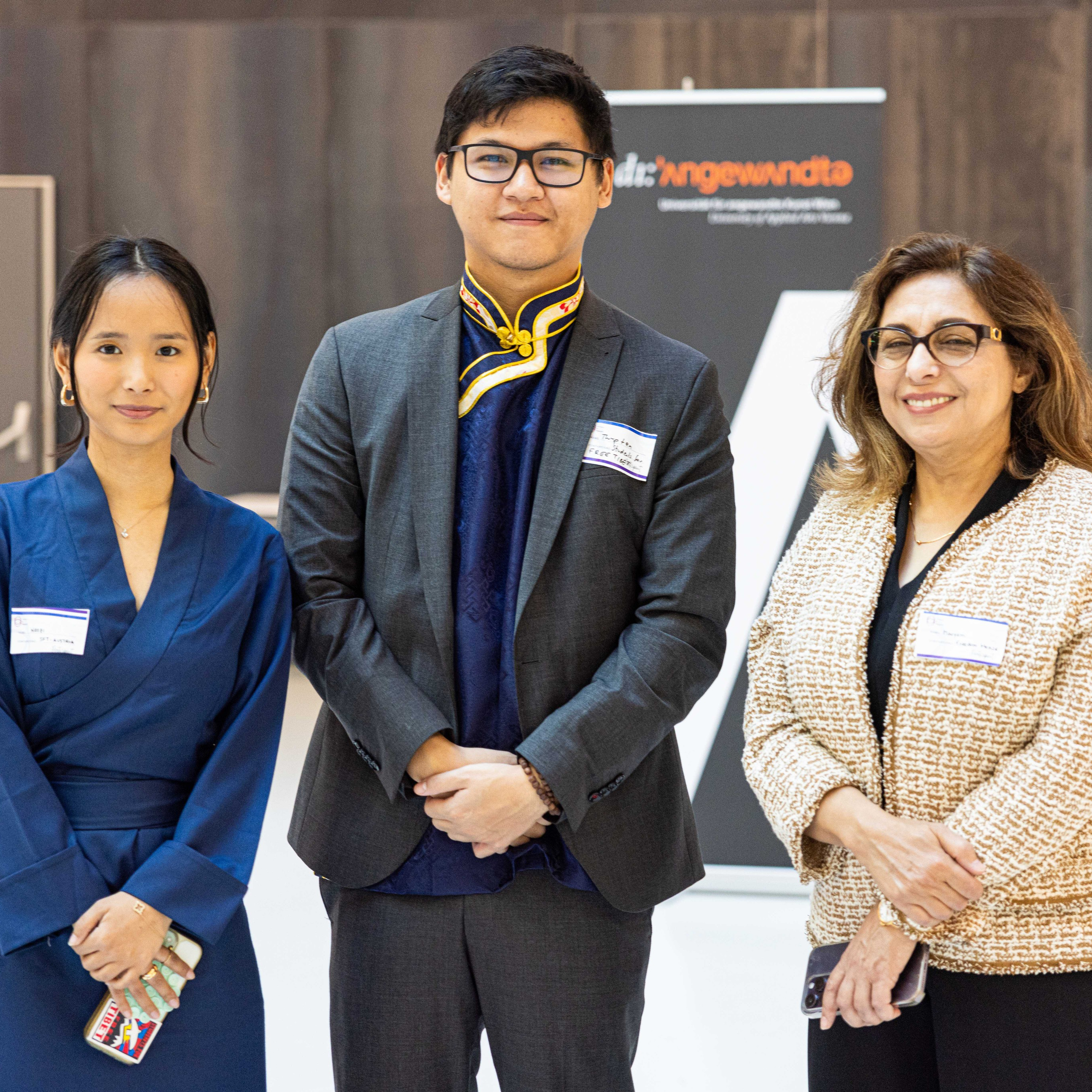 Conférence sur les prisonniers politiques, Vienne. Photographe à Paris