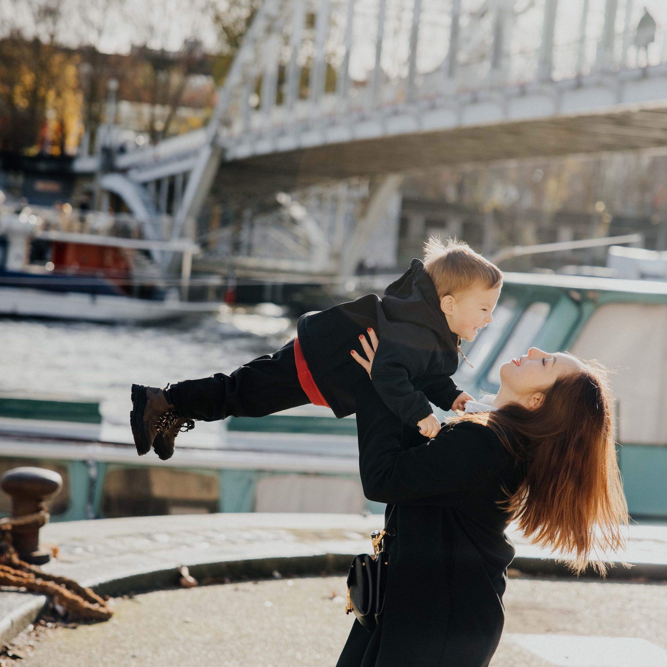 Leo in Paris / family shooting. Photographe à Paris