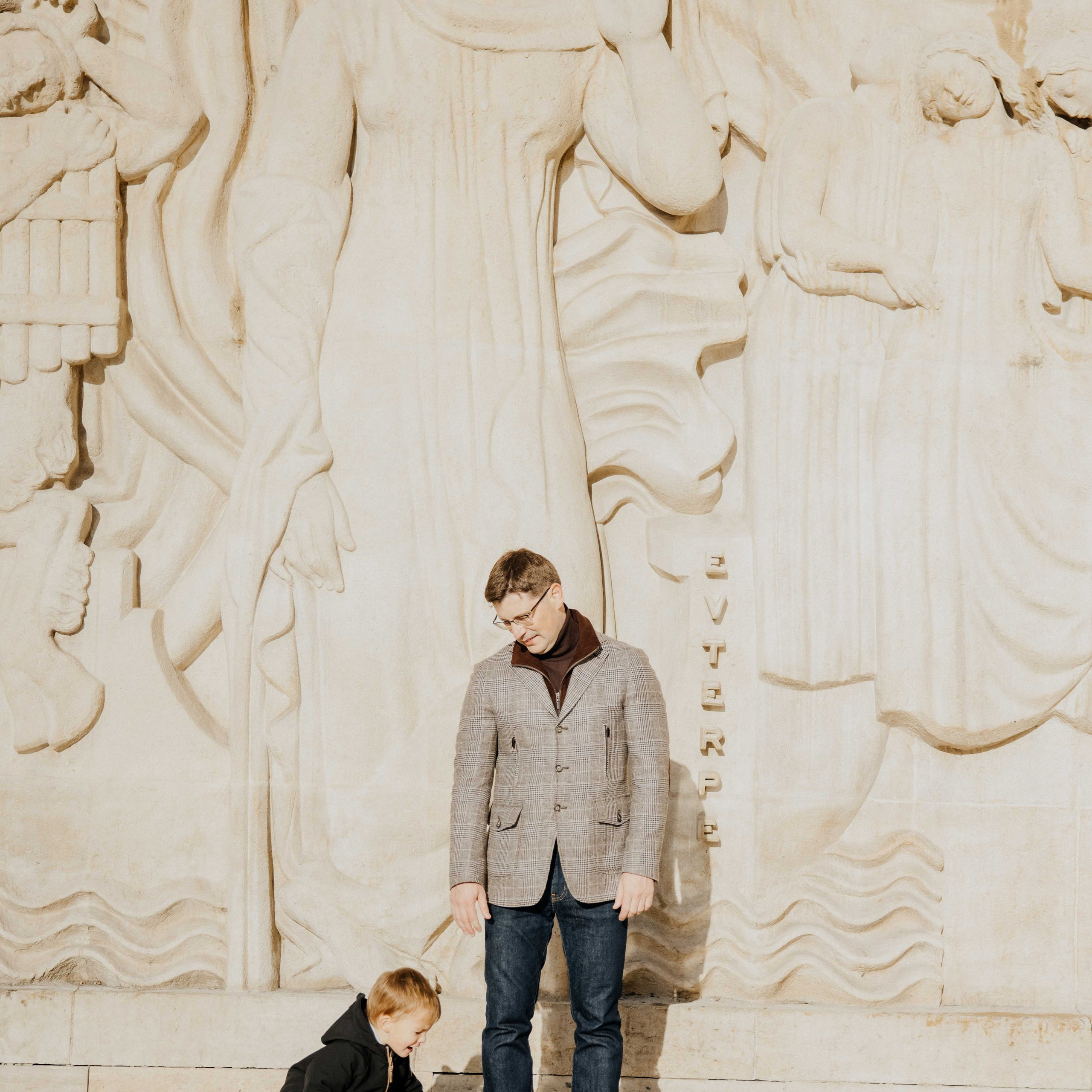 Leo in Paris / family shooting. Photographe à Paris
