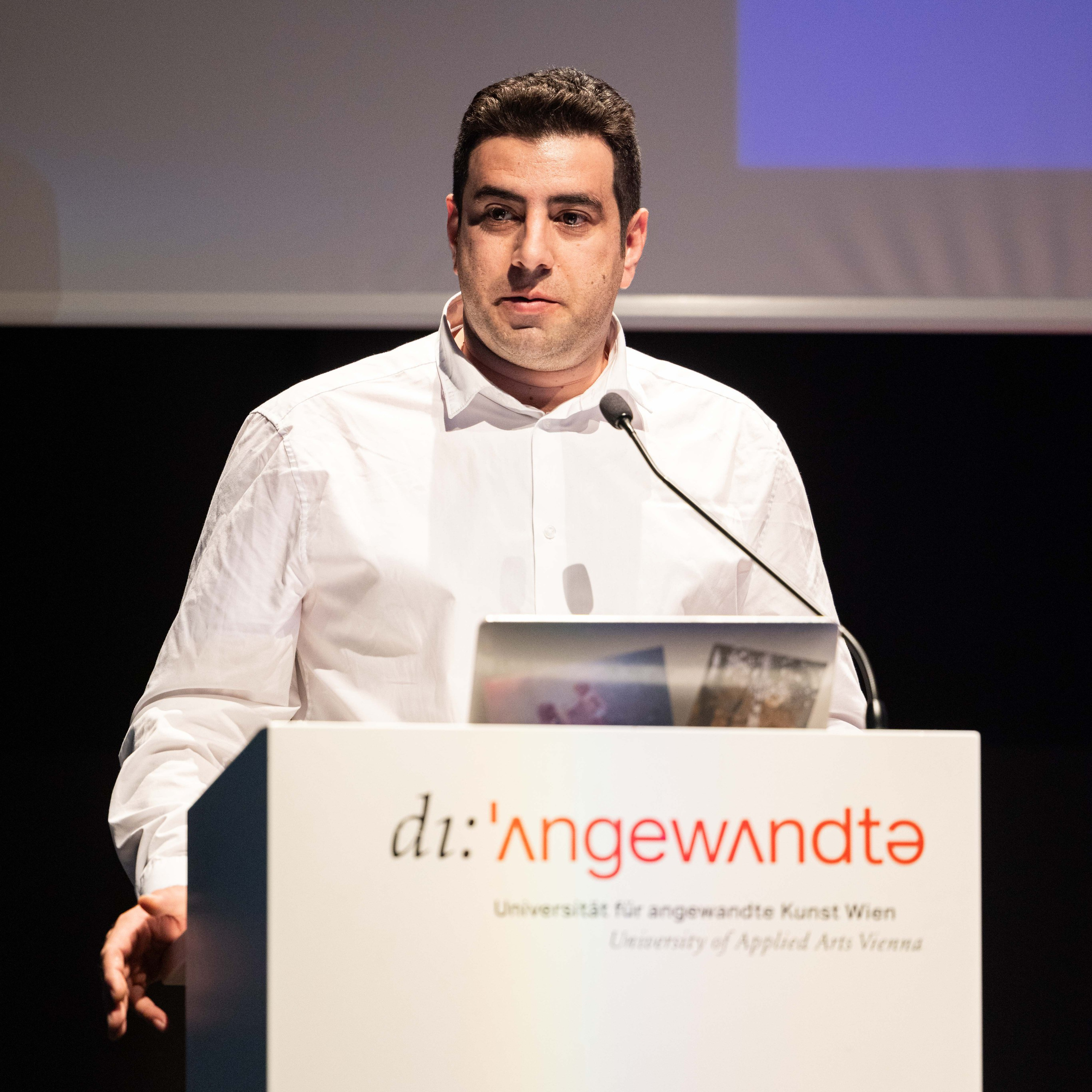 Conférence sur les prisonniers politiques, Vienne. Photographe à Paris