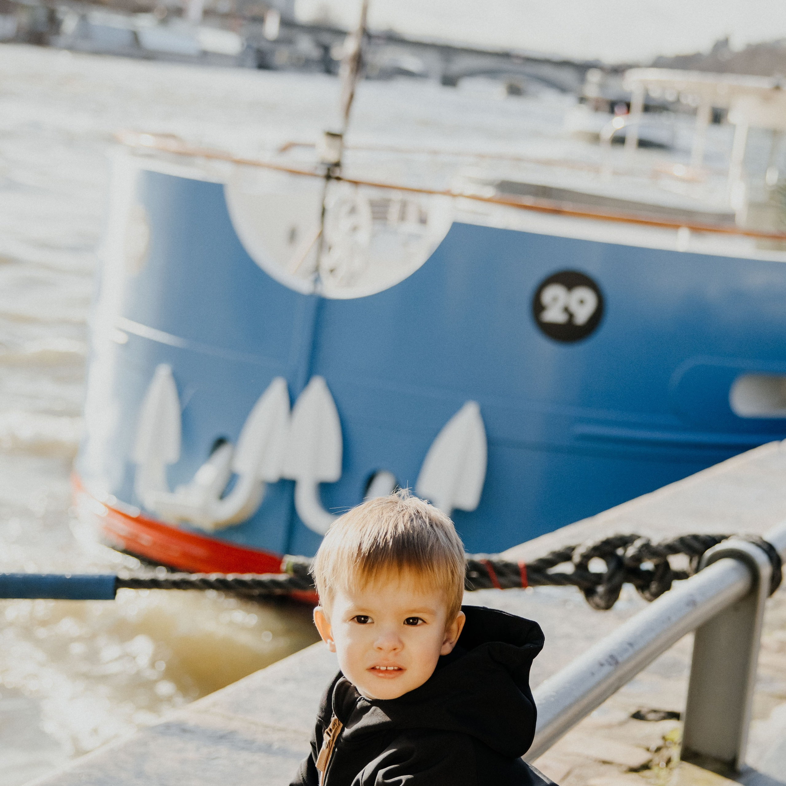 Leo in Paris / family shooting. Photographe à Paris