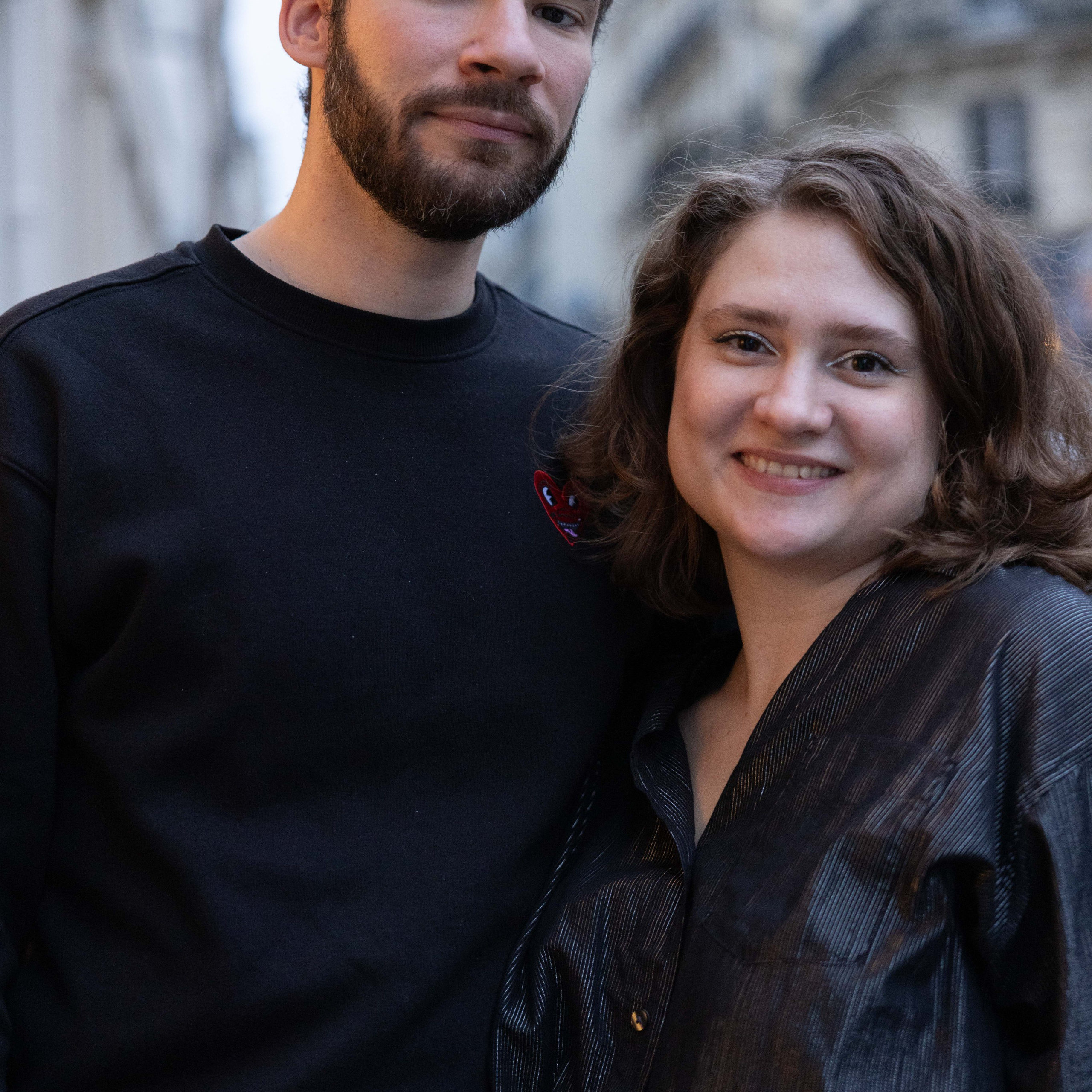 Une conférence sur le surréalisme dans l’espace Lampe. Photographe à Paris