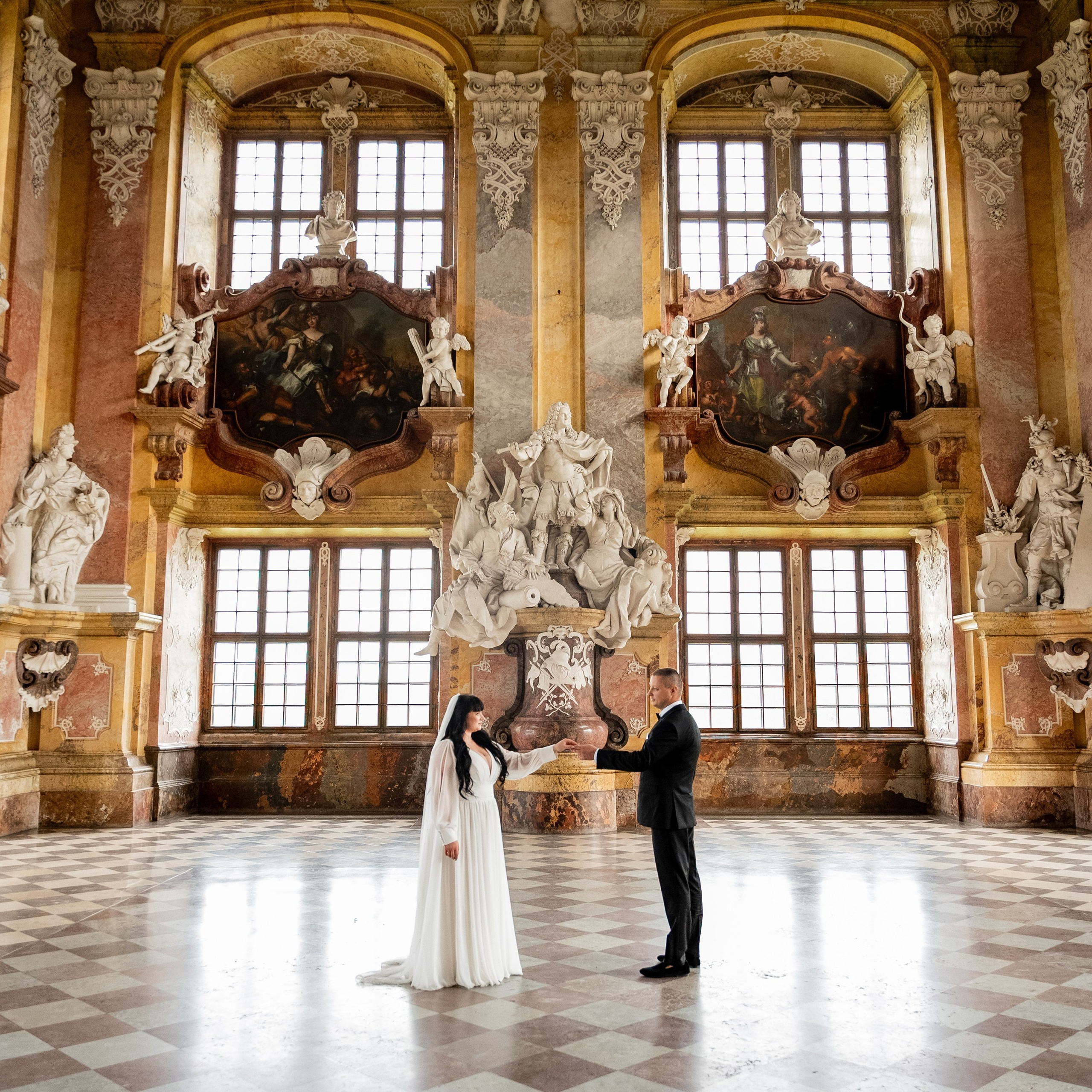 Realne opinie par o fotografii ślubnej SL Wedding Photo. SL Wedding Photo: ponadczasowa fotografia ślubna | Wrocław & Europa