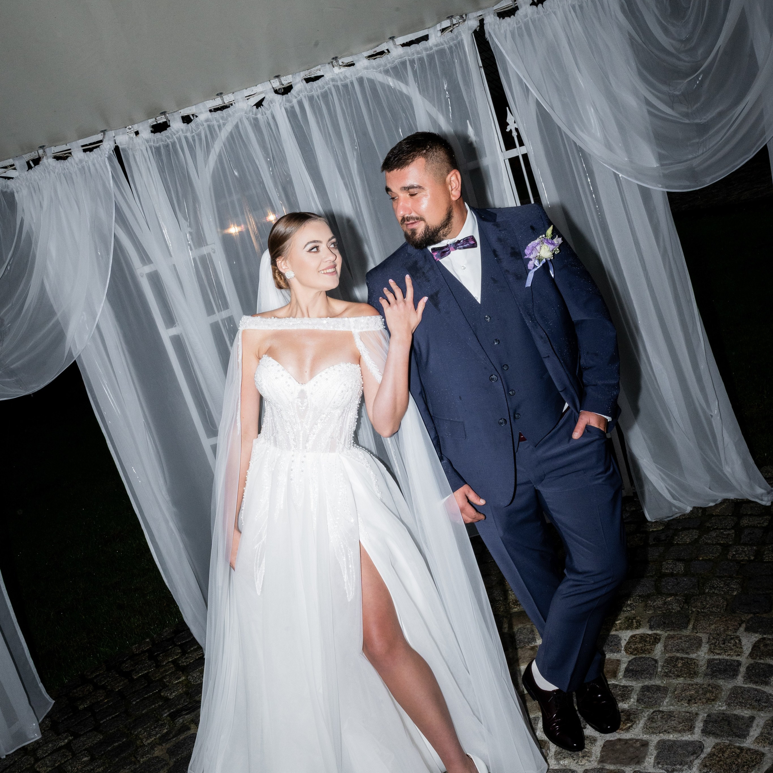 Realne opinie par o fotografii ślubnej SL Wedding Photo. SL Wedding Photo: ponadczasowa fotografia ślubna | Wrocław & Europa