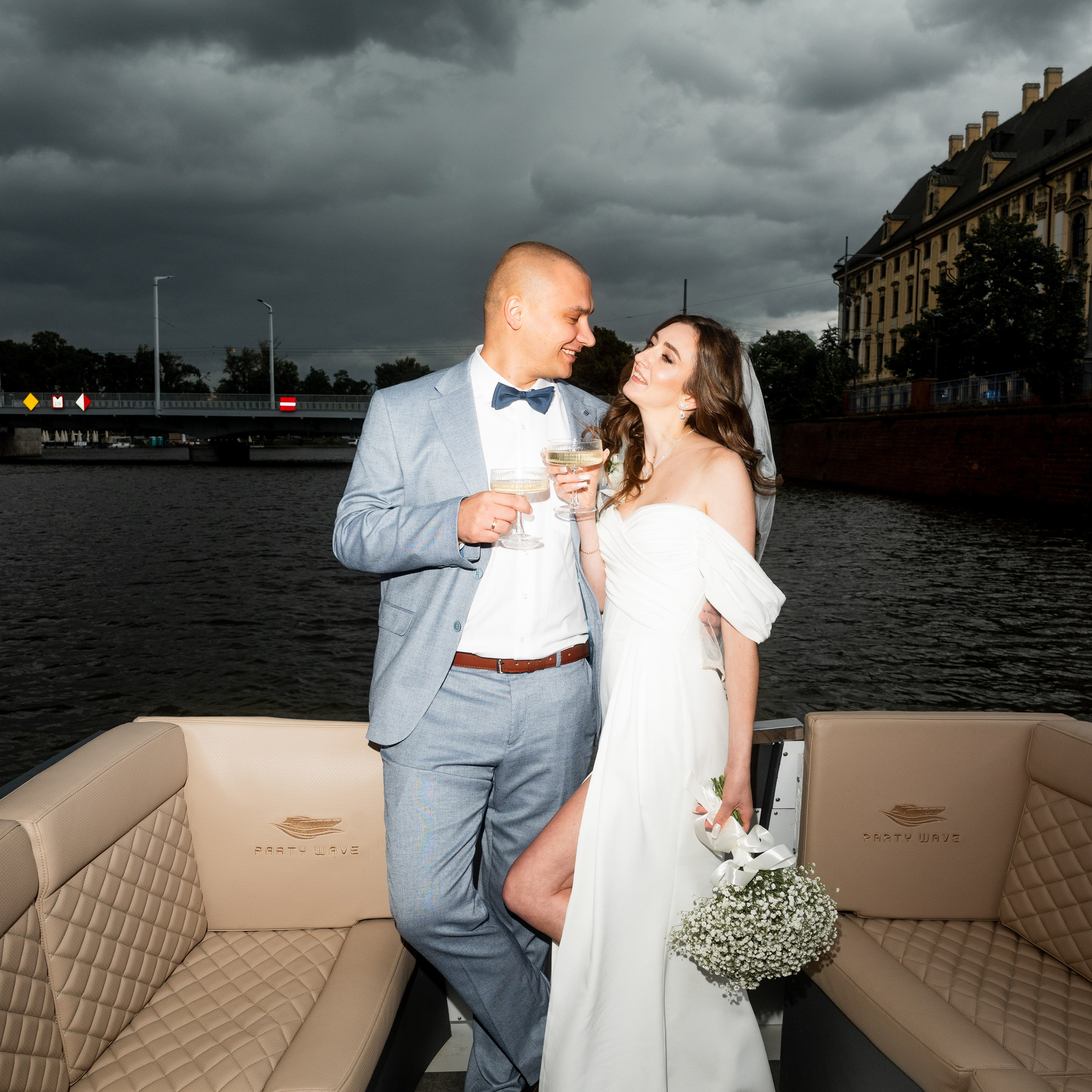 Realne opinie par o fotografii ślubnej SL Wedding Photo. SL Wedding Photo: ponadczasowa fotografia ślubna | Wrocław & Europa