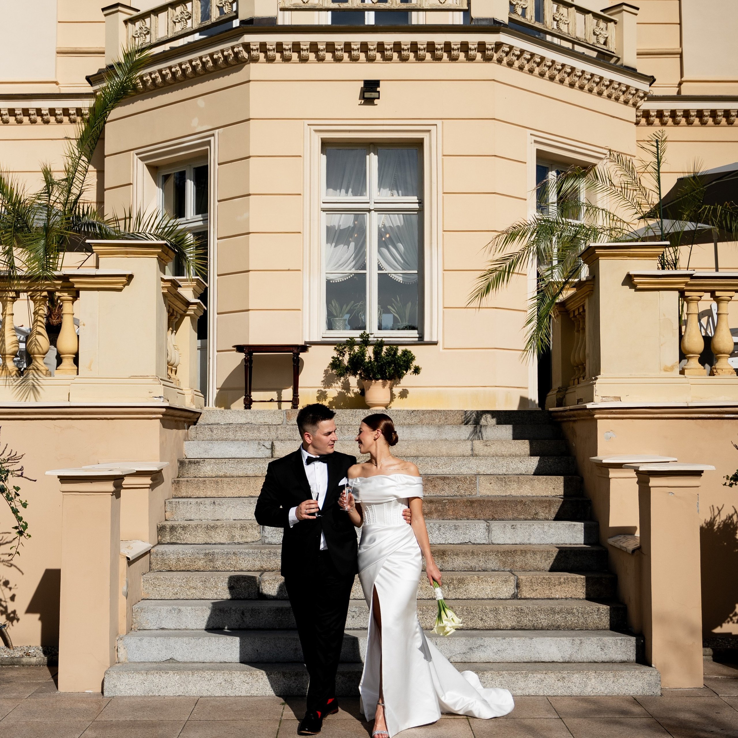 Realne opinie par o fotografii ślubnej SL Wedding Photo. SL Wedding Photo: ponadczasowa fotografia ślubna | Wrocław & Europa