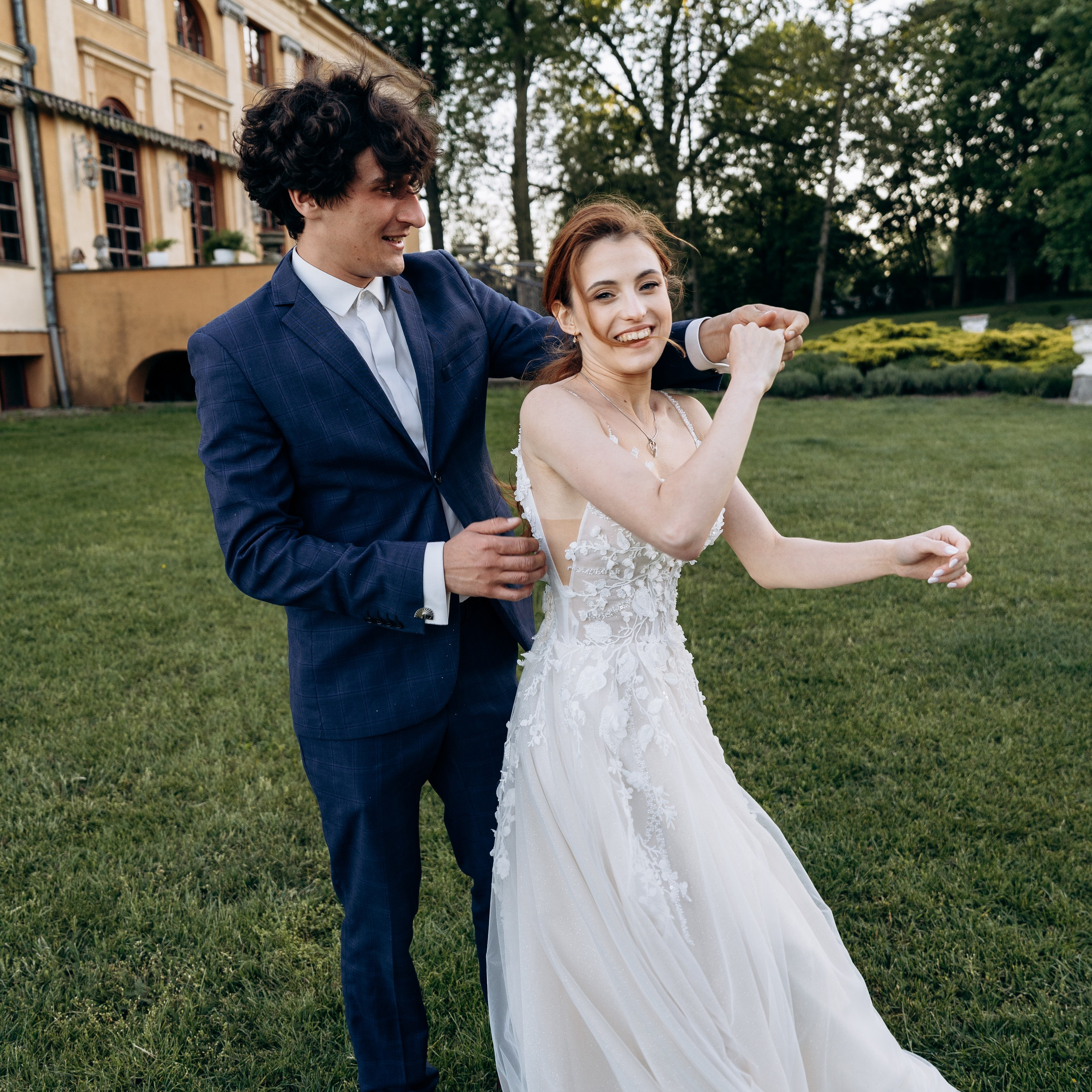 Realne opinie par o fotografii ślubnej SL Wedding Photo. SL Wedding Photo: ponadczasowa fotografia ślubna | Wrocław & Europa