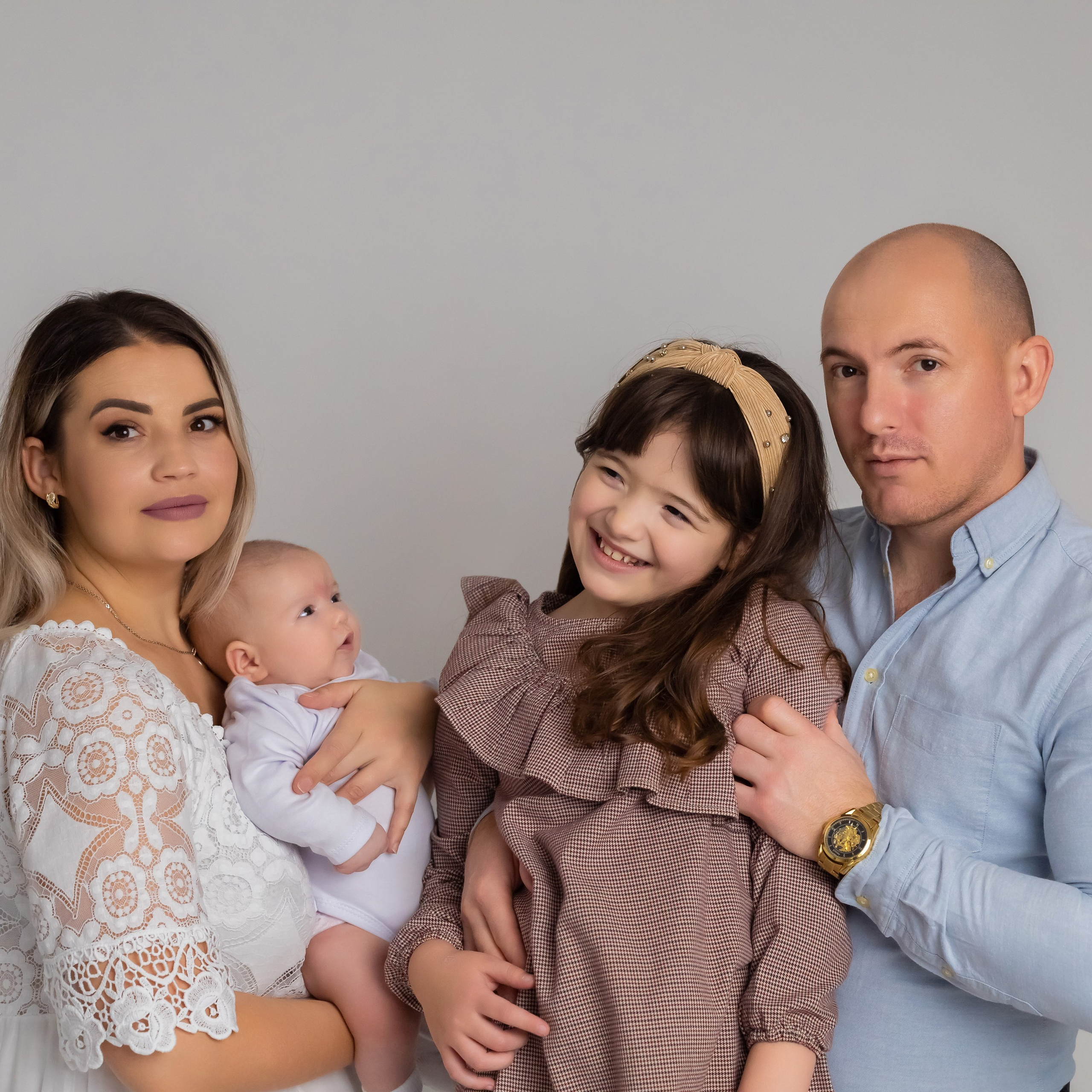 RECENZII. Fotograf de familie la Ungheni și Reggio-Emilia, Alessia Slivca