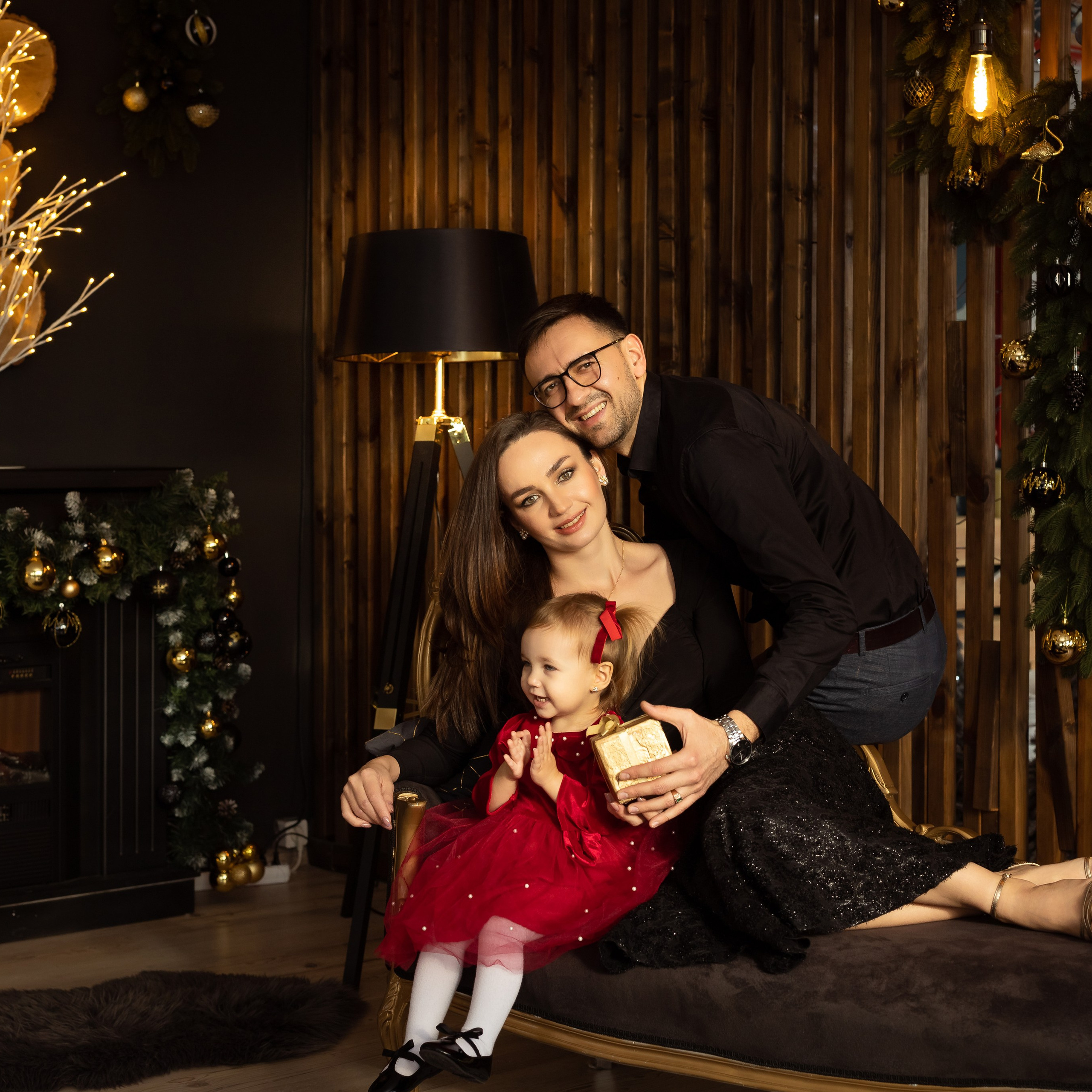 RECENZII. Fotograf de familie la Ungheni și Reggio-Emilia, Alessia Slivca