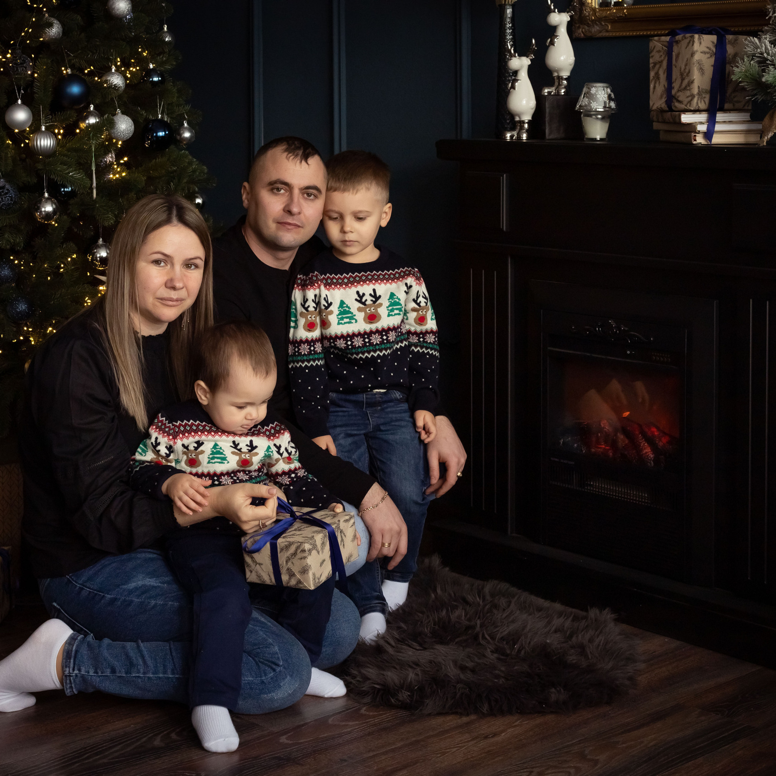 RECENZII. Fotograf de familie la Ungheni și Reggio-Emilia, Alessia Slivca